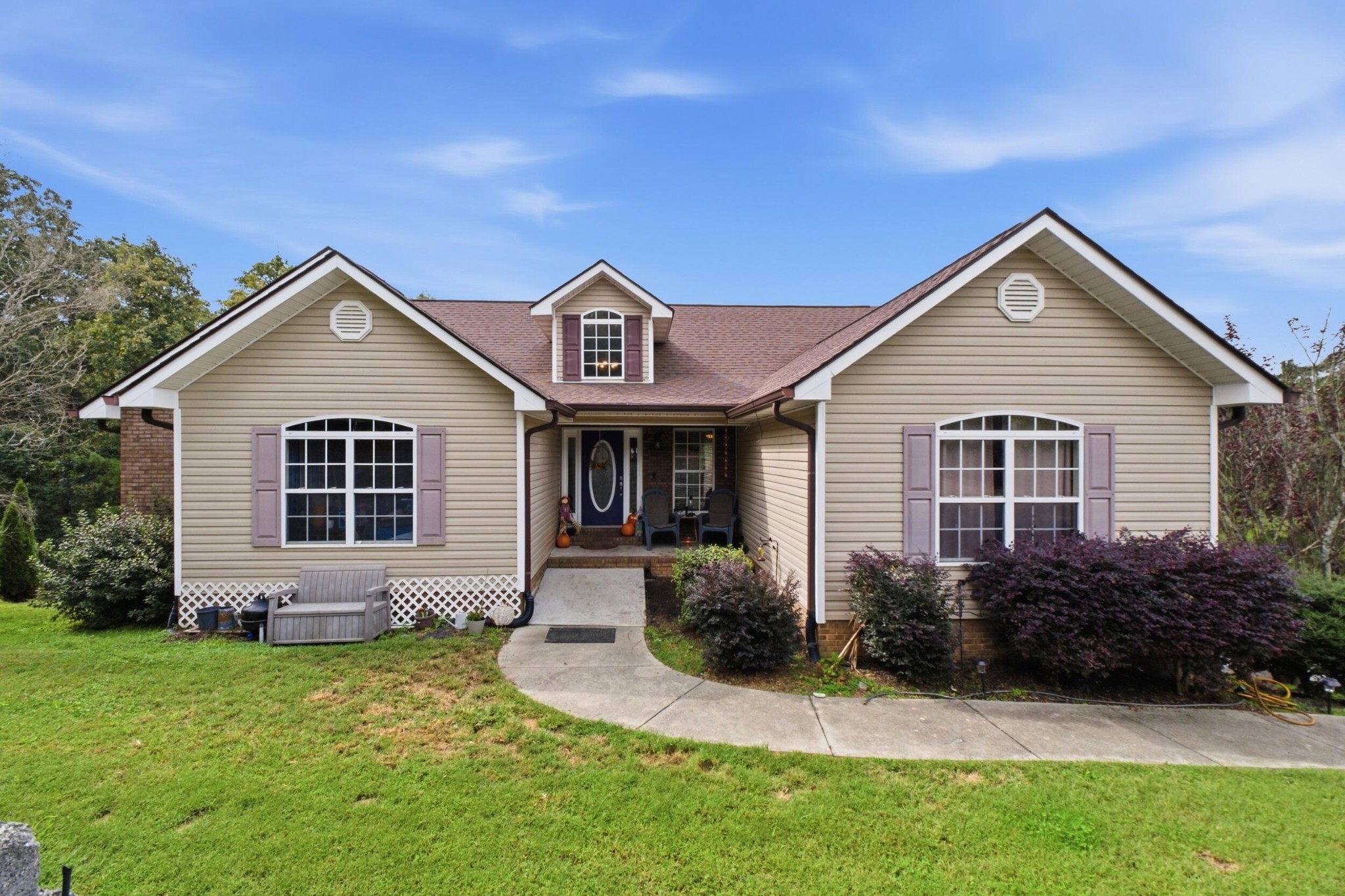 193 Southern Oaks Drive, SE