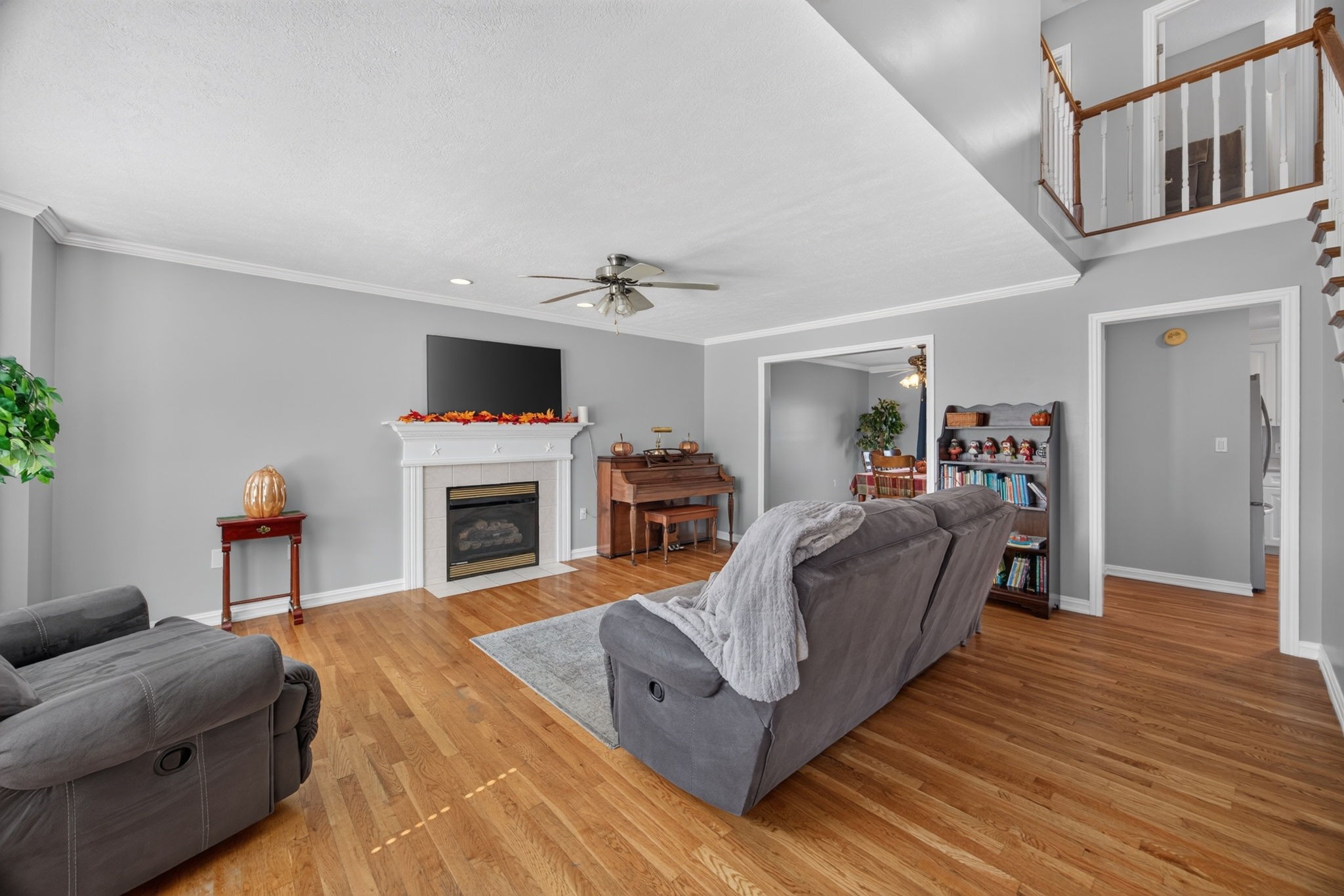 3730 Brookwood Dr Property Photo 3