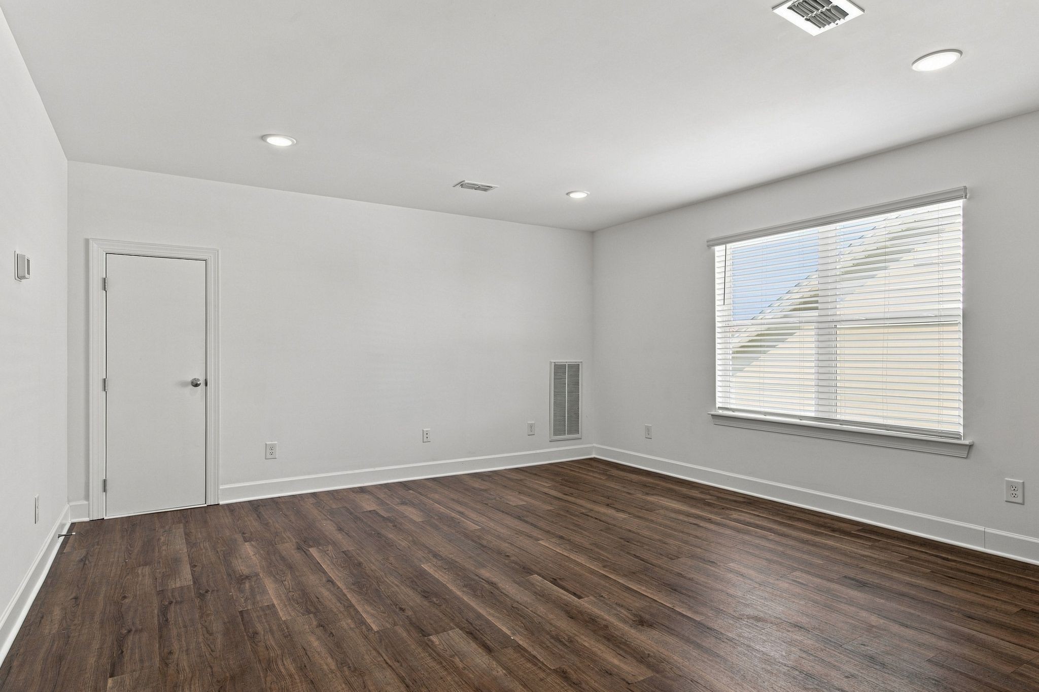 2532 Elmcroft Ave Property Photo 26