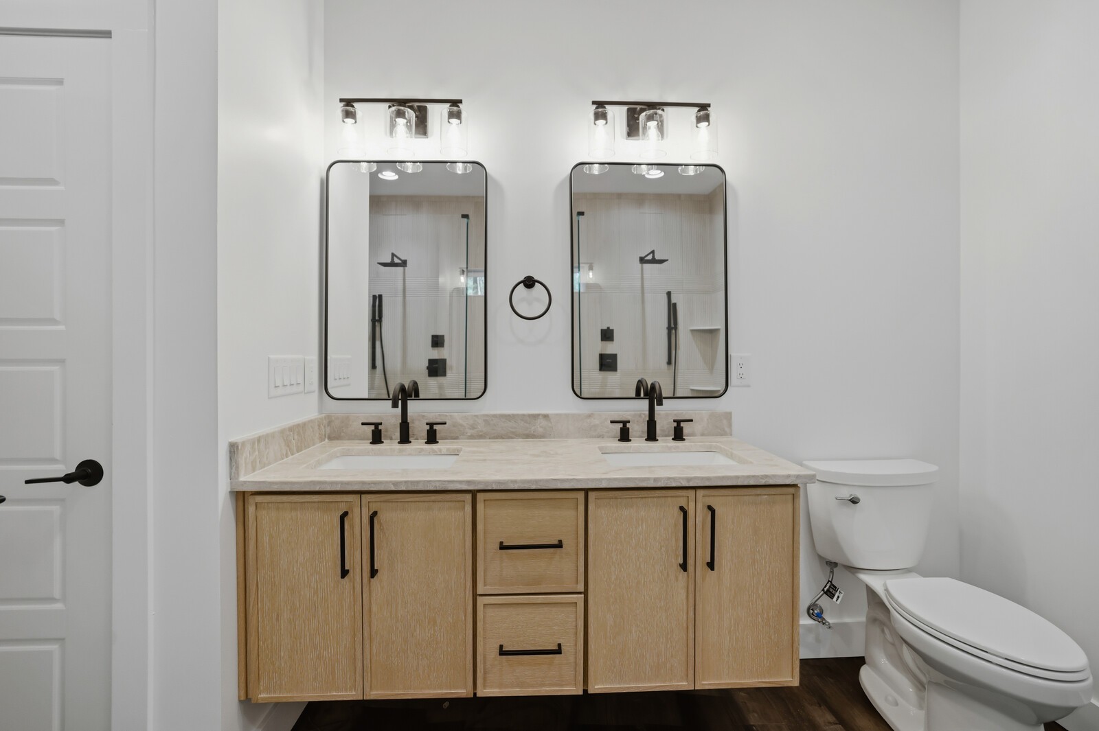 750 Harbor Dr Property Photo 34