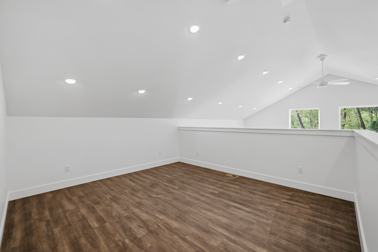 750 Harbor Dr Property Photo 41