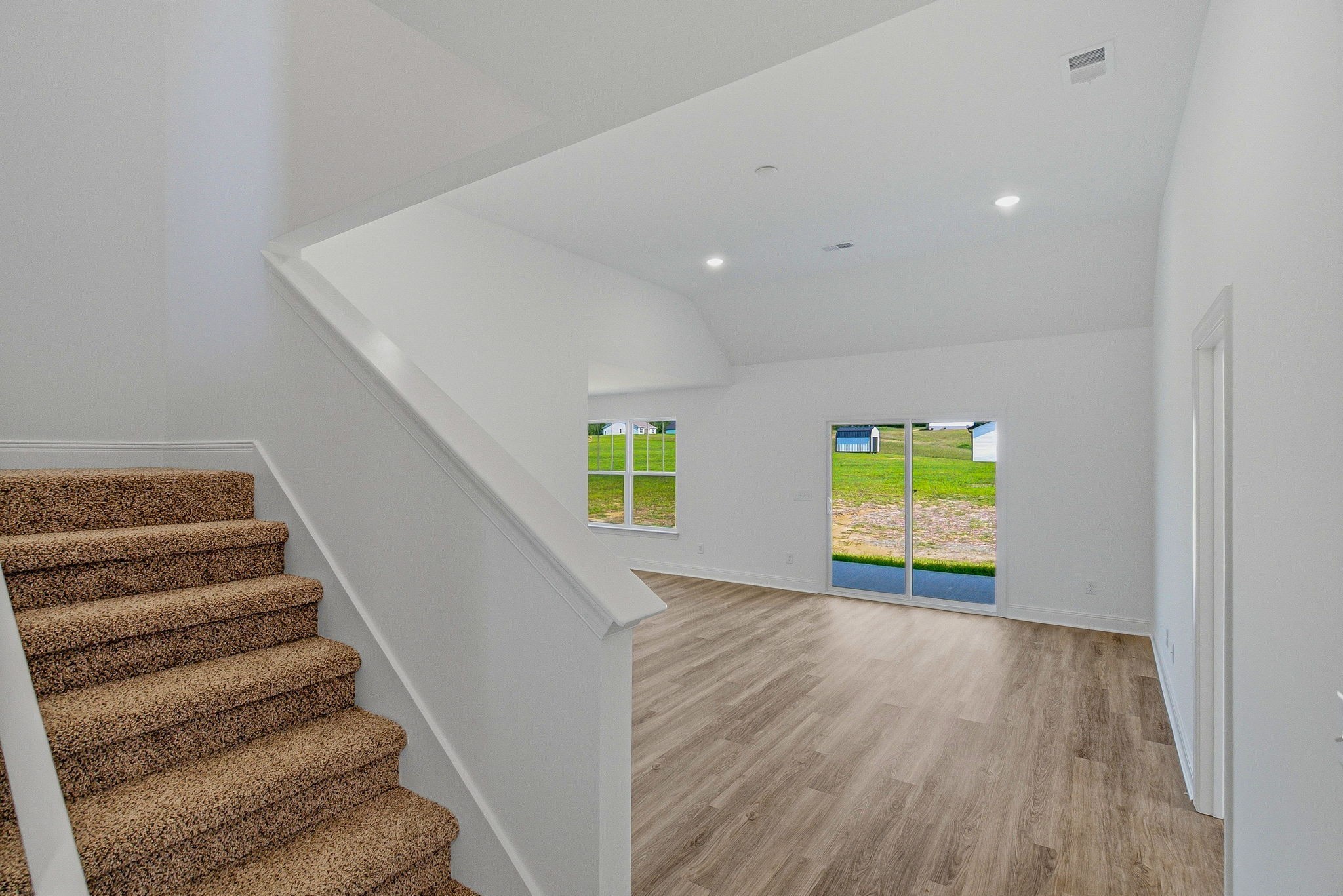 400 Marcella Court Property Photo 25