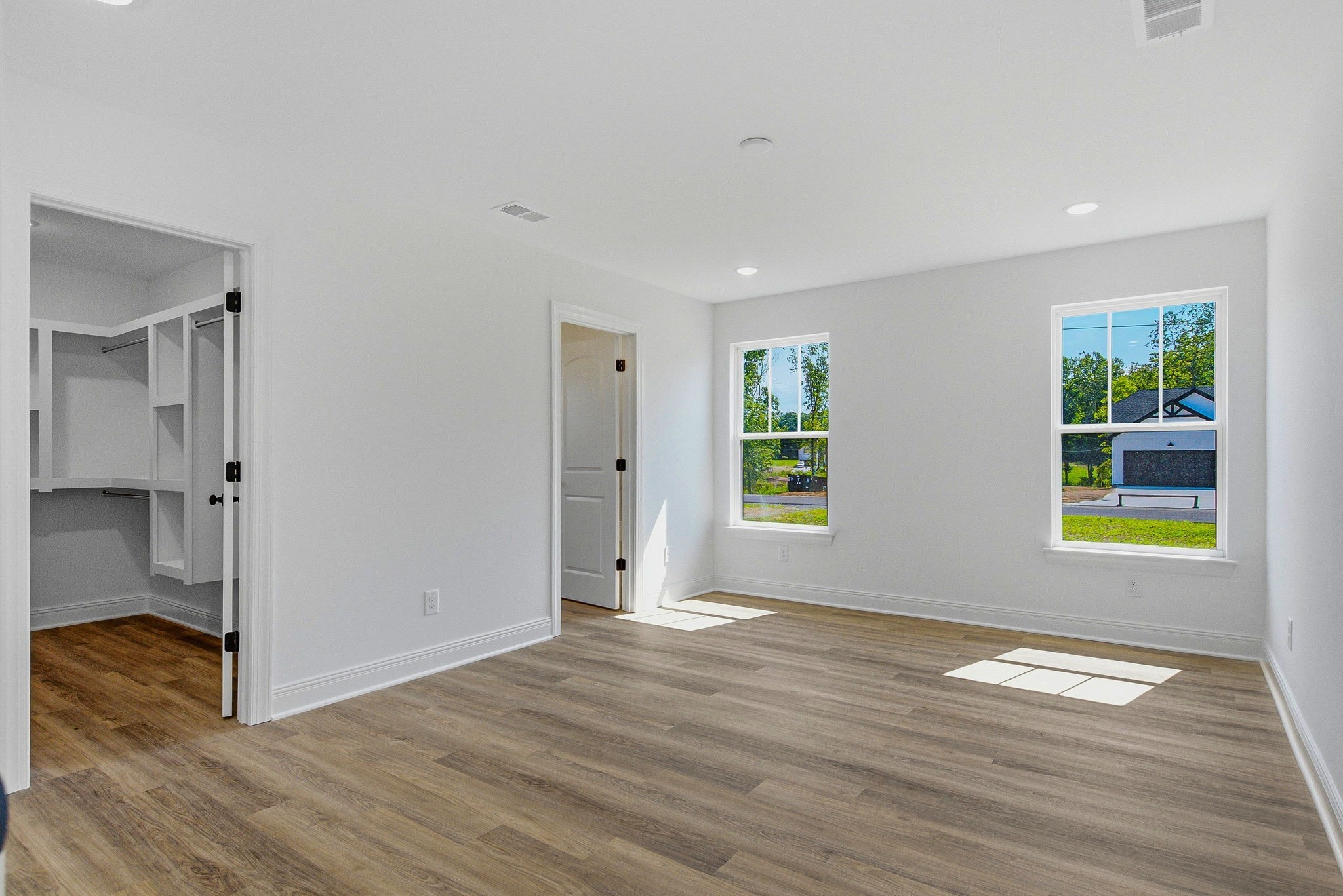 400 Marcella Court Property Photo 30