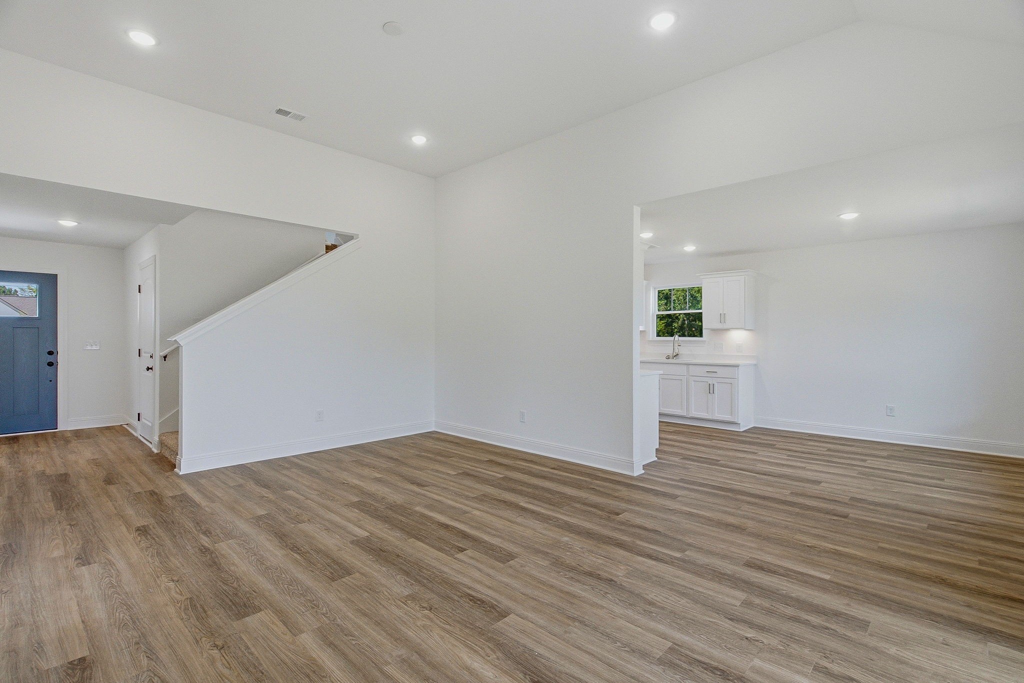 400 Marcella Court Property Photo 35