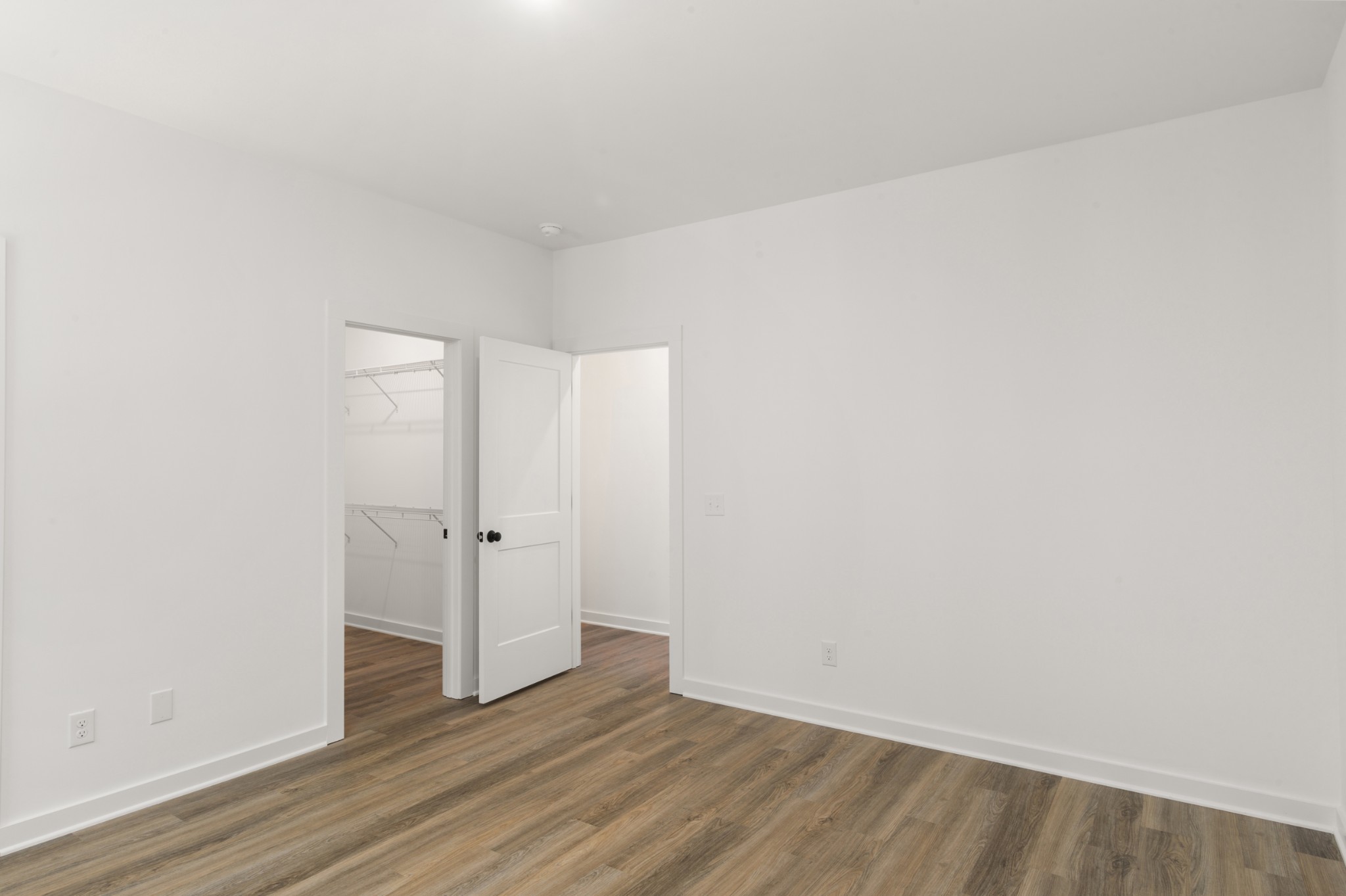 2292 Nicholas Ave Property Photo 14