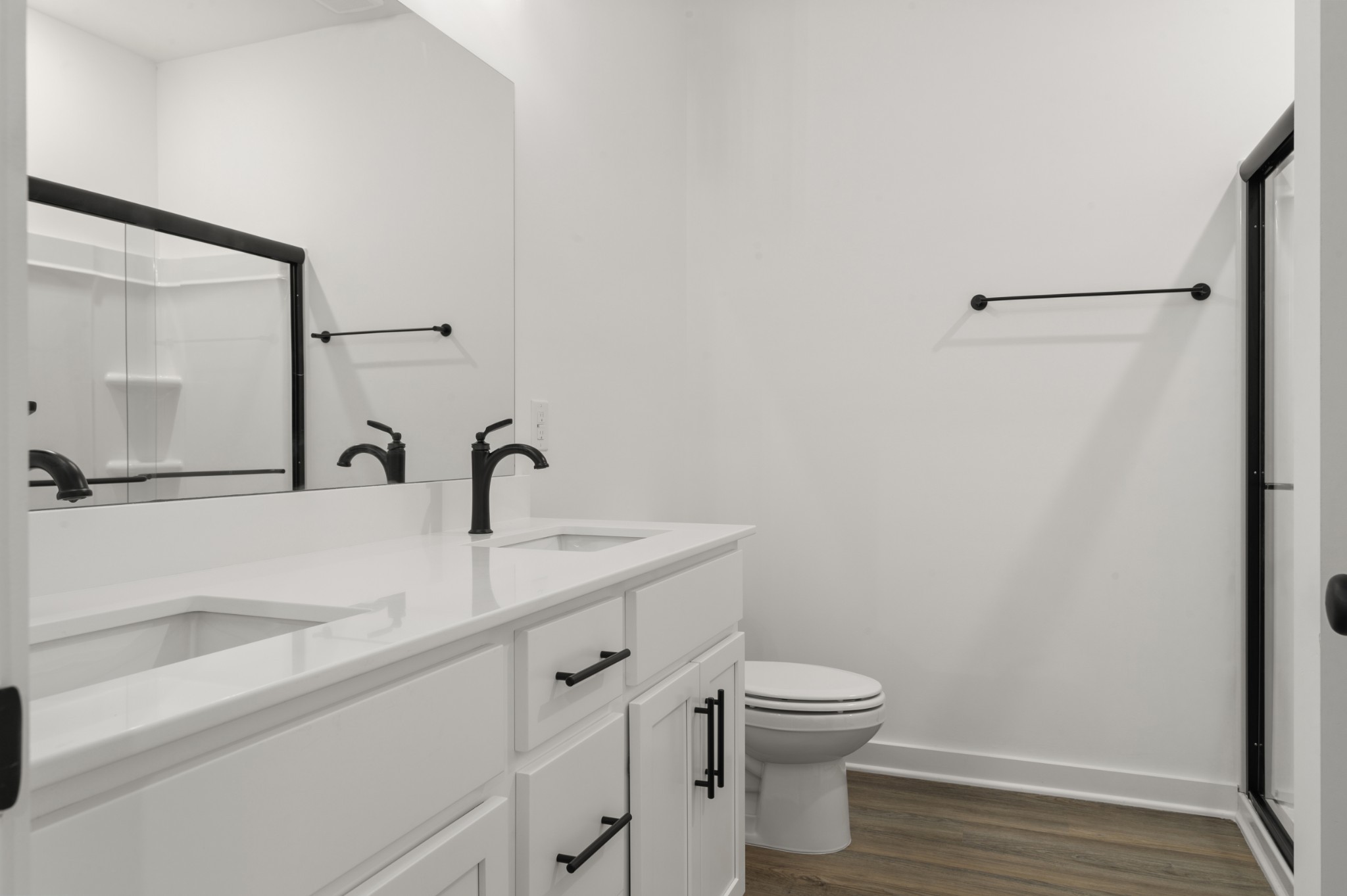 2292 Nicholas Ave Property Photo 15