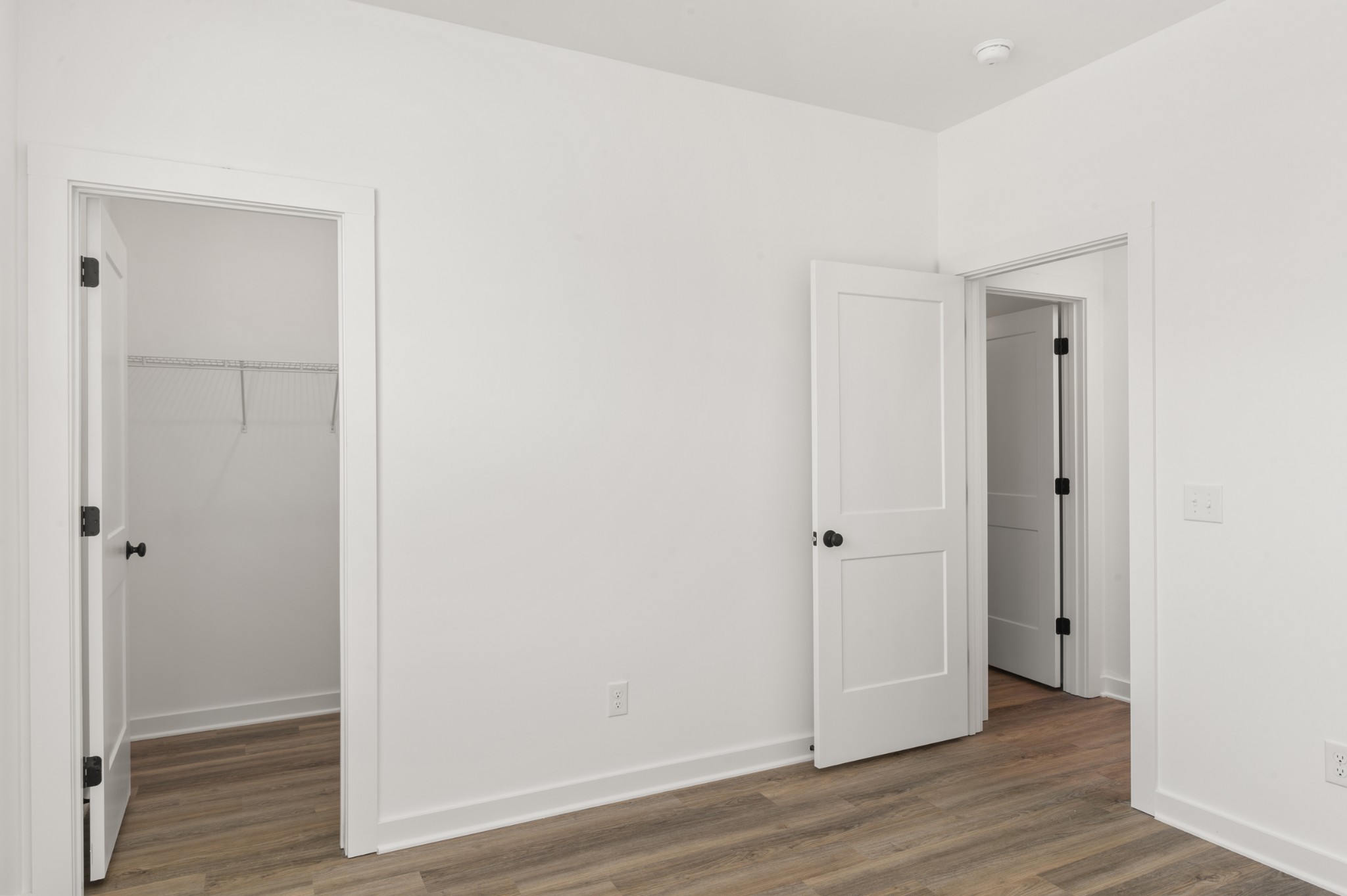 2292 Nicholas Ave Property Photo 19