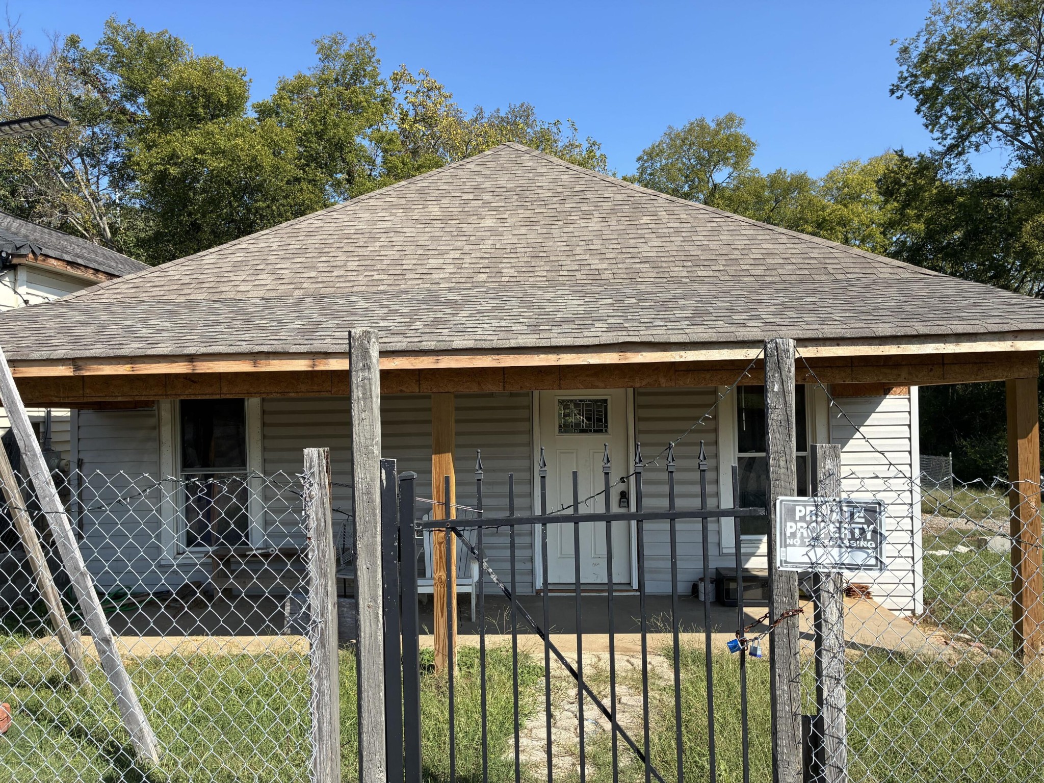 209 W 47th Street Property Photo 1