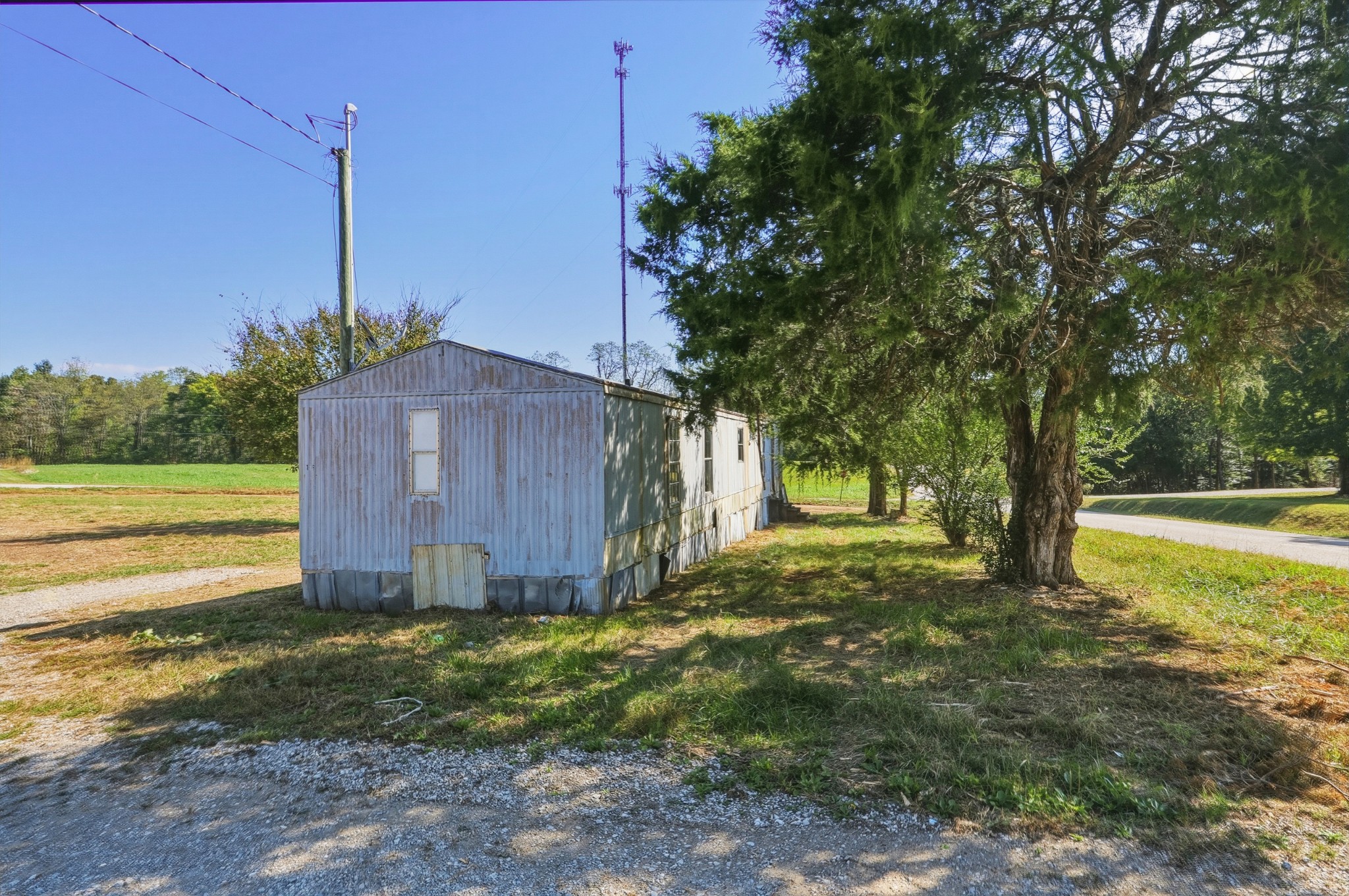 113 Poteet Ln Property Photo 14