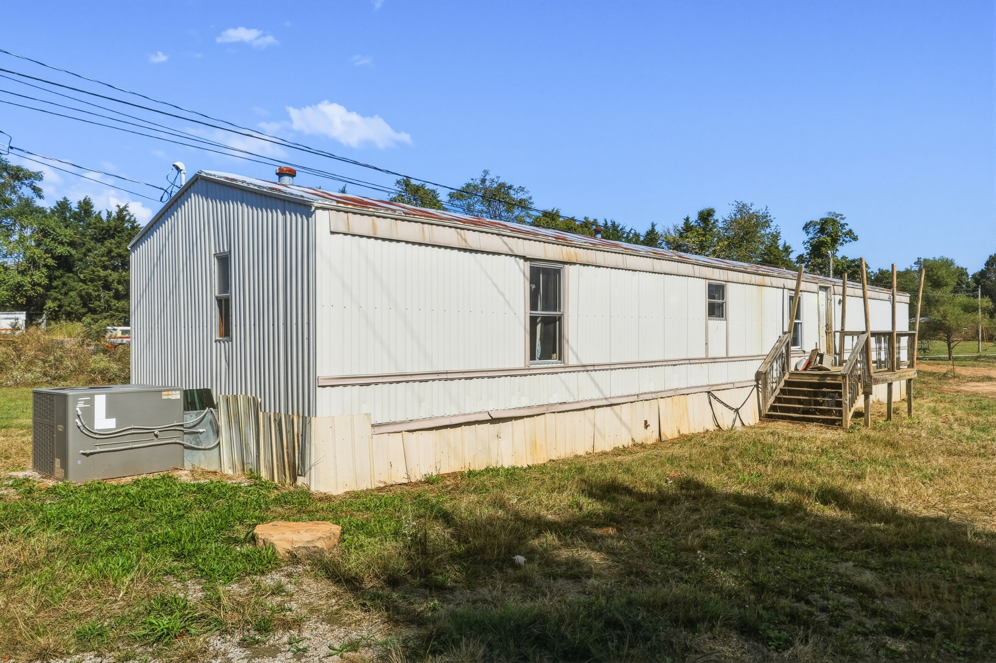 113 Poteet Ln Property Photo 16