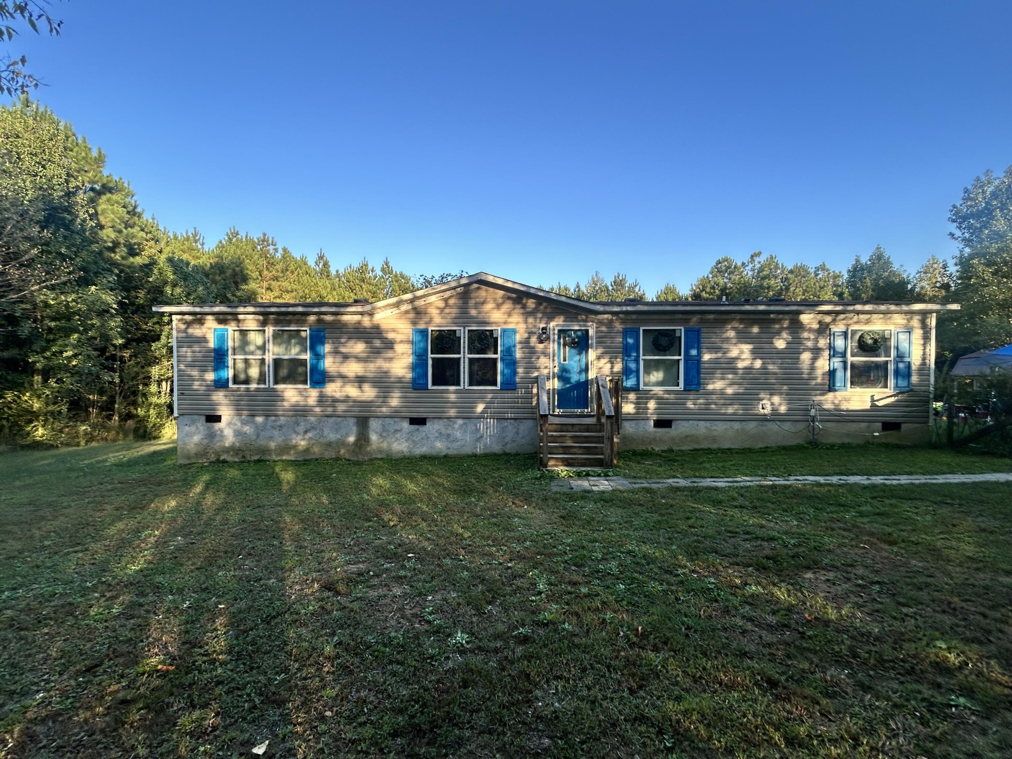 5260 Highway 225, S Property Photo 1