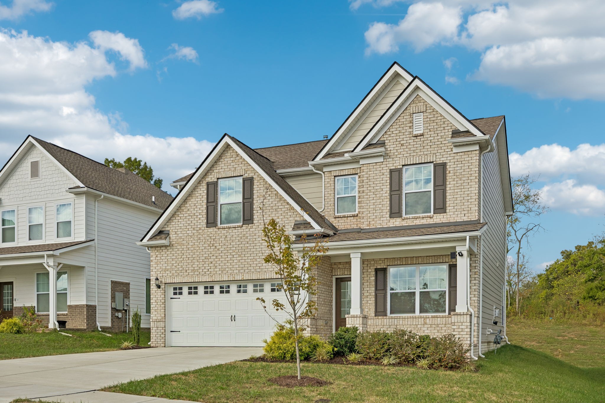 2464 Williams Ridge Dr Property Photo 2