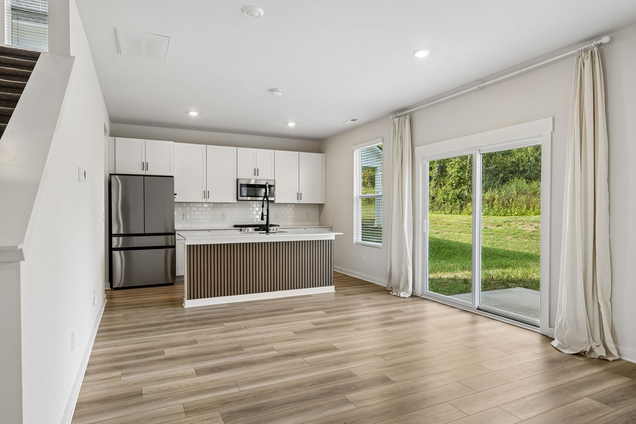 2464 Williams Ridge Dr Property Photo 16