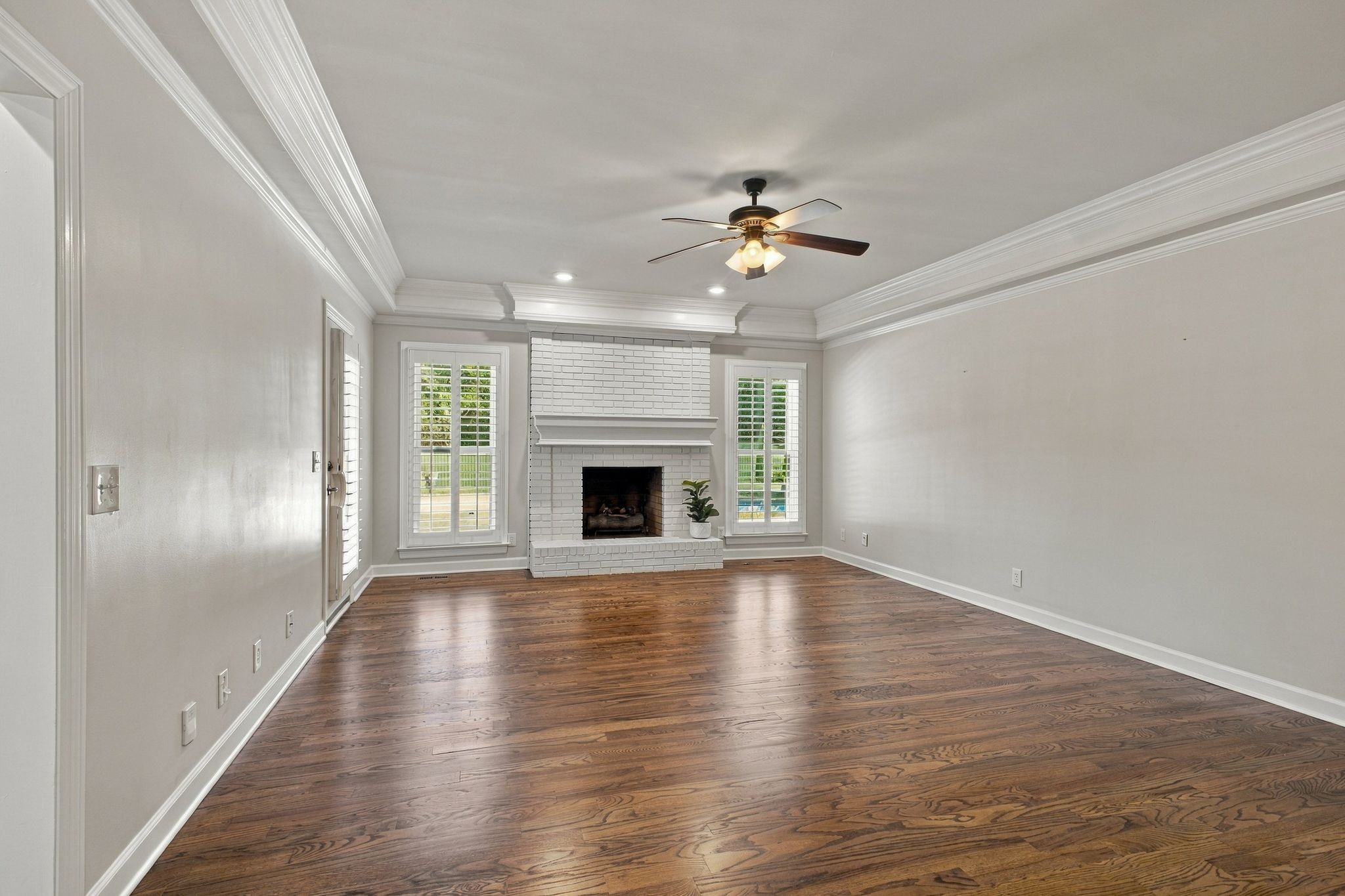 1412 Arrowhead Dr Property Photo 10