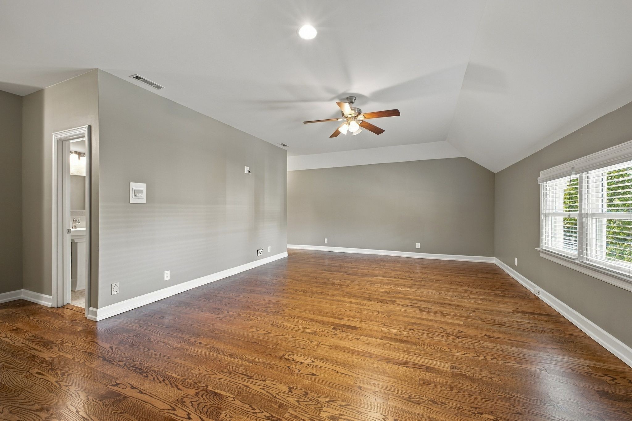1412 Arrowhead Dr Property Photo 43