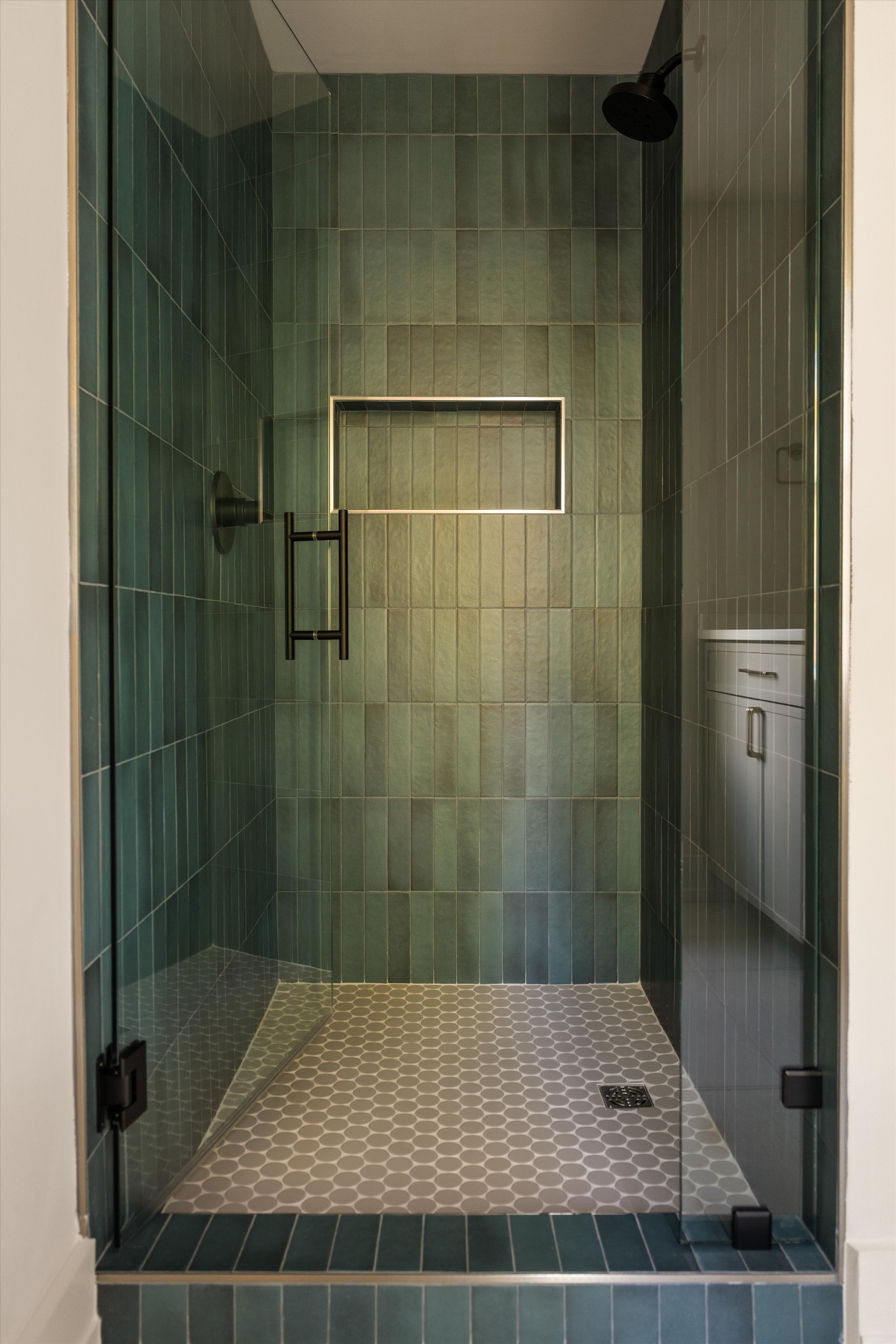 1121 Calvin Ave Property Photo 58
