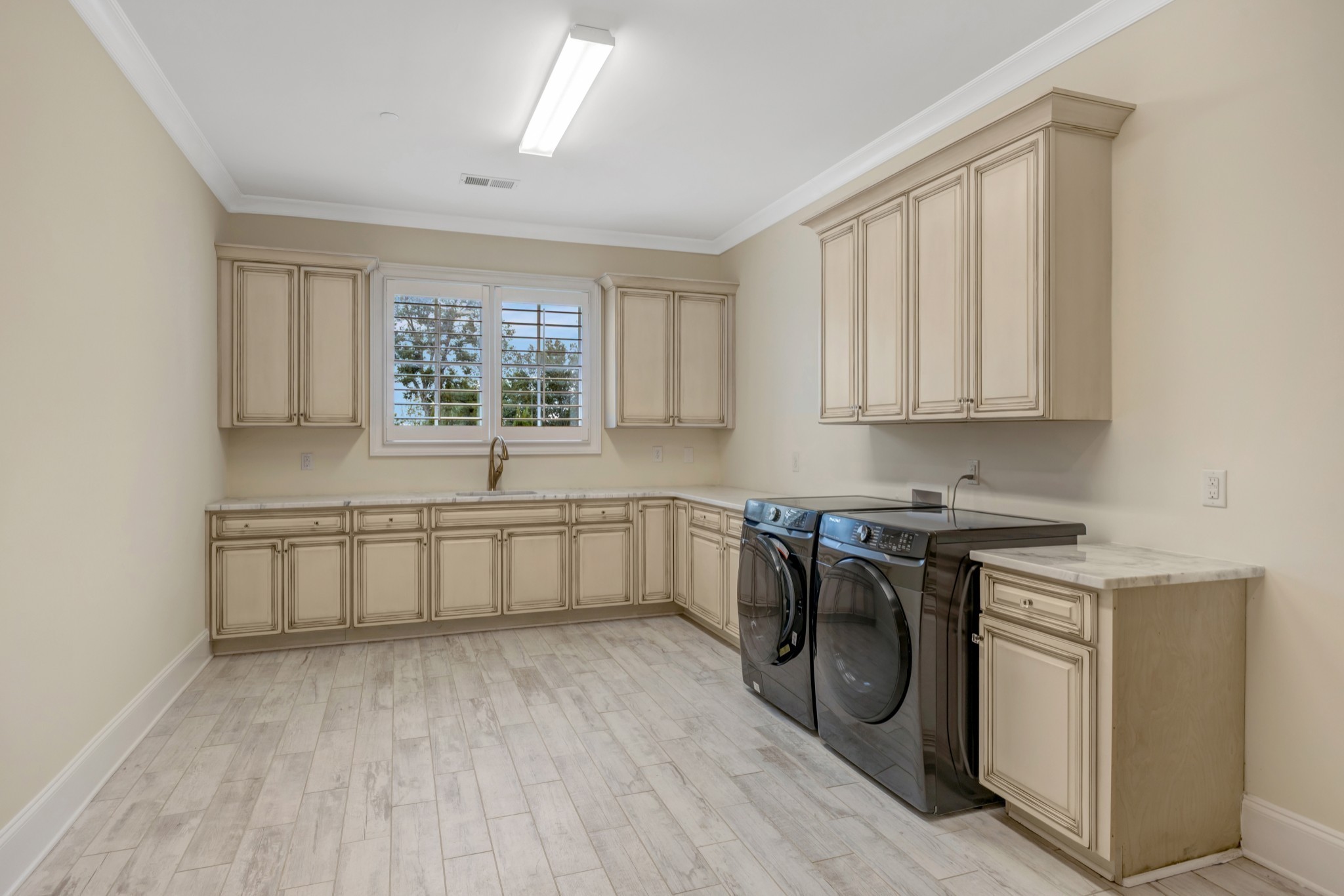 5014 Mountview Pl Property Photo 62