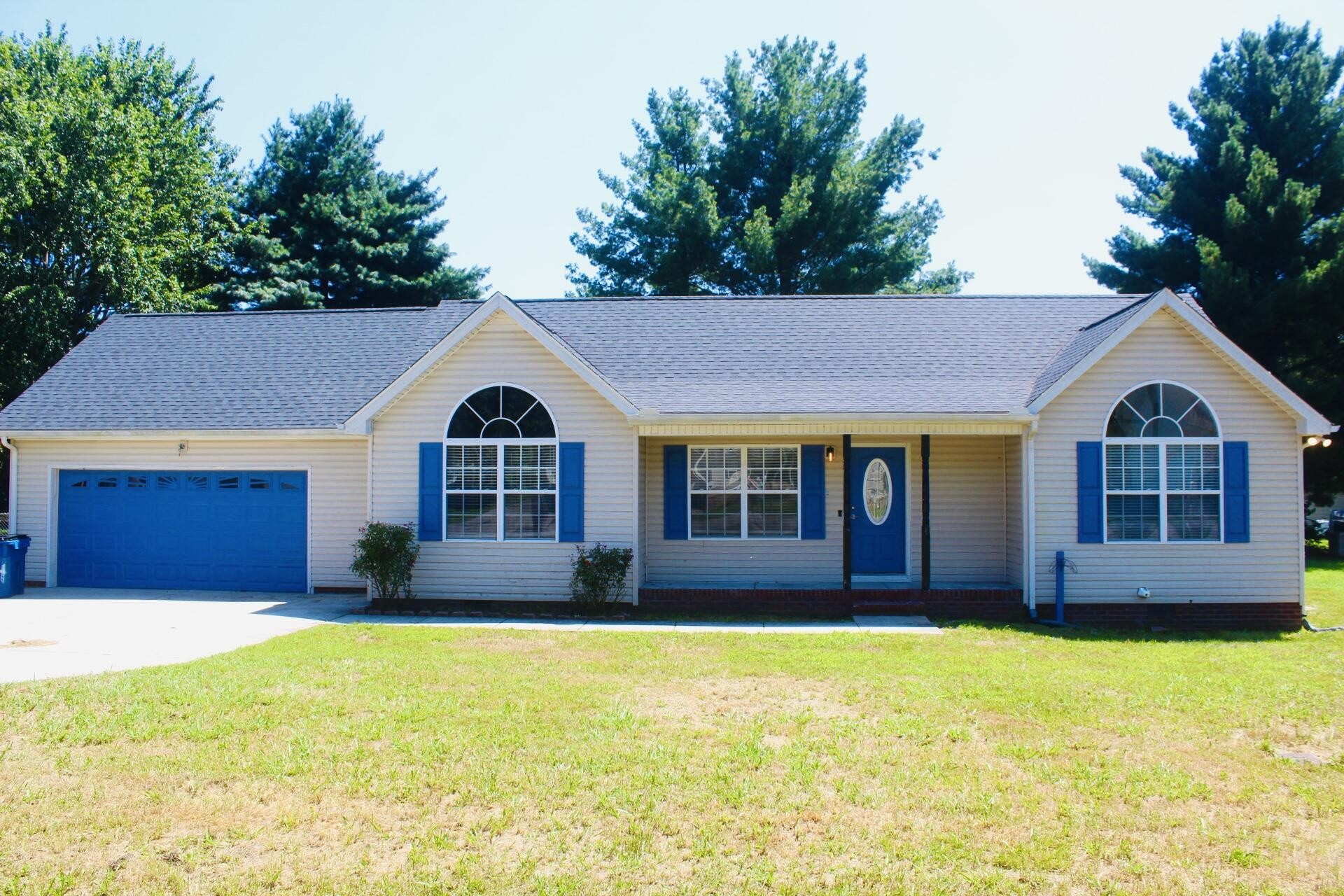 424 Indian Springs Cir Property Photo 1