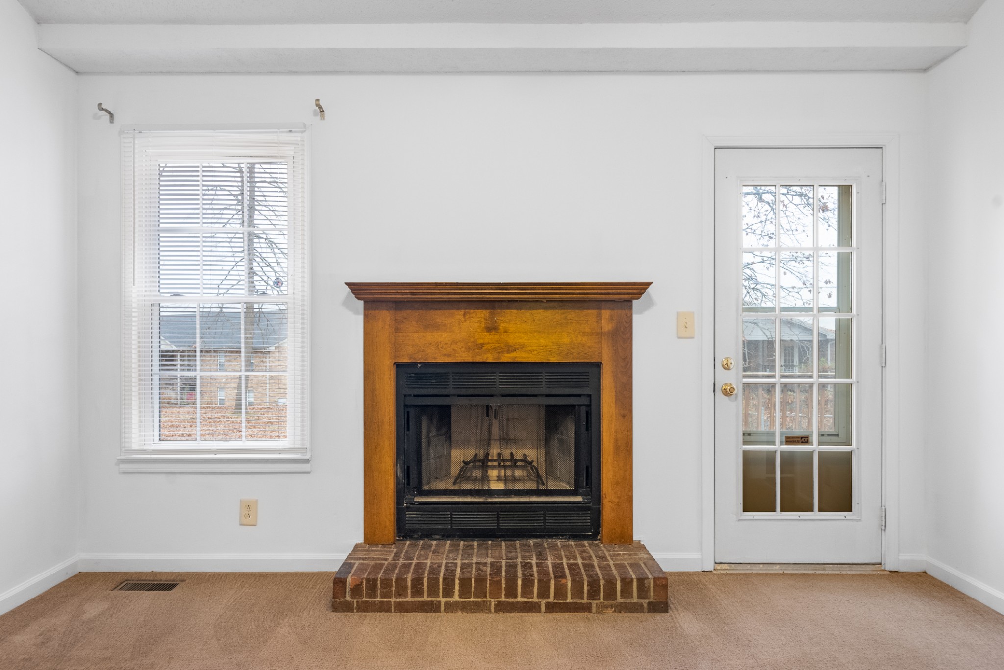 242 Millstone Cir Property Photo 6