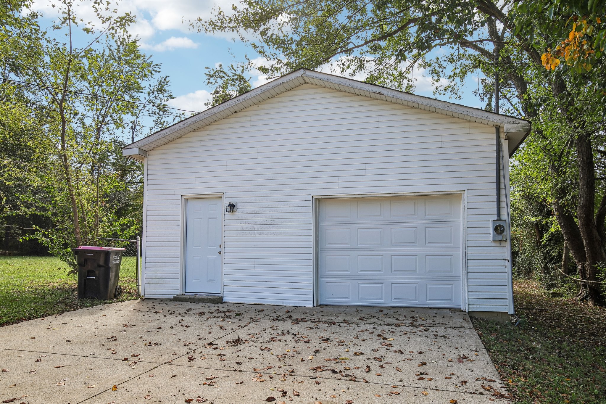 310 Rue Le Mans Dr Property Photo 17