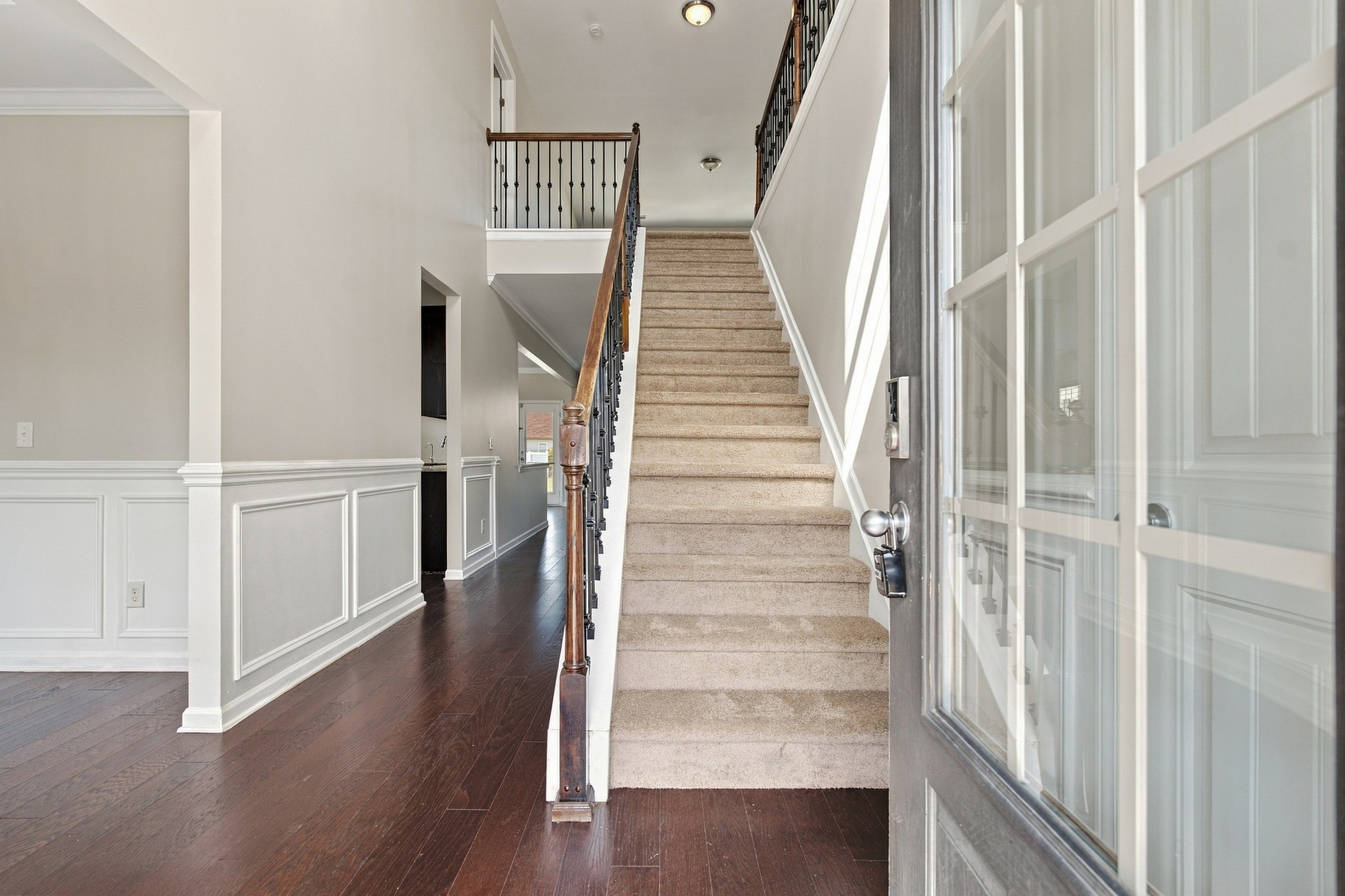 923 Lunette Dr Property Photo 4