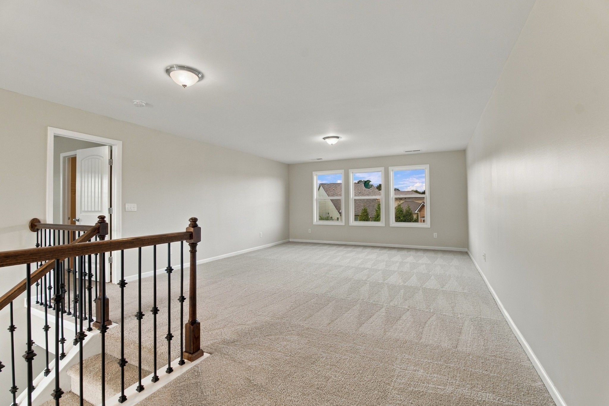 923 Lunette Dr Property Photo 31