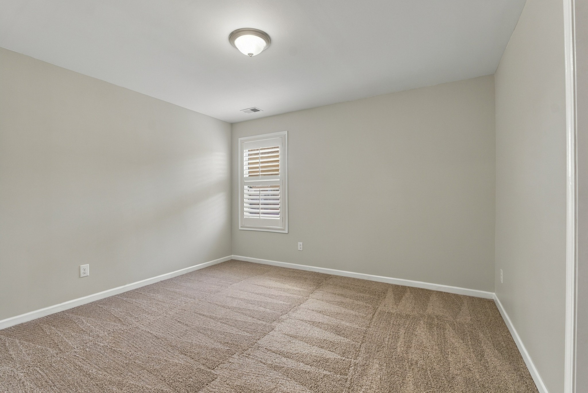 923 Lunette Dr Property Photo 33