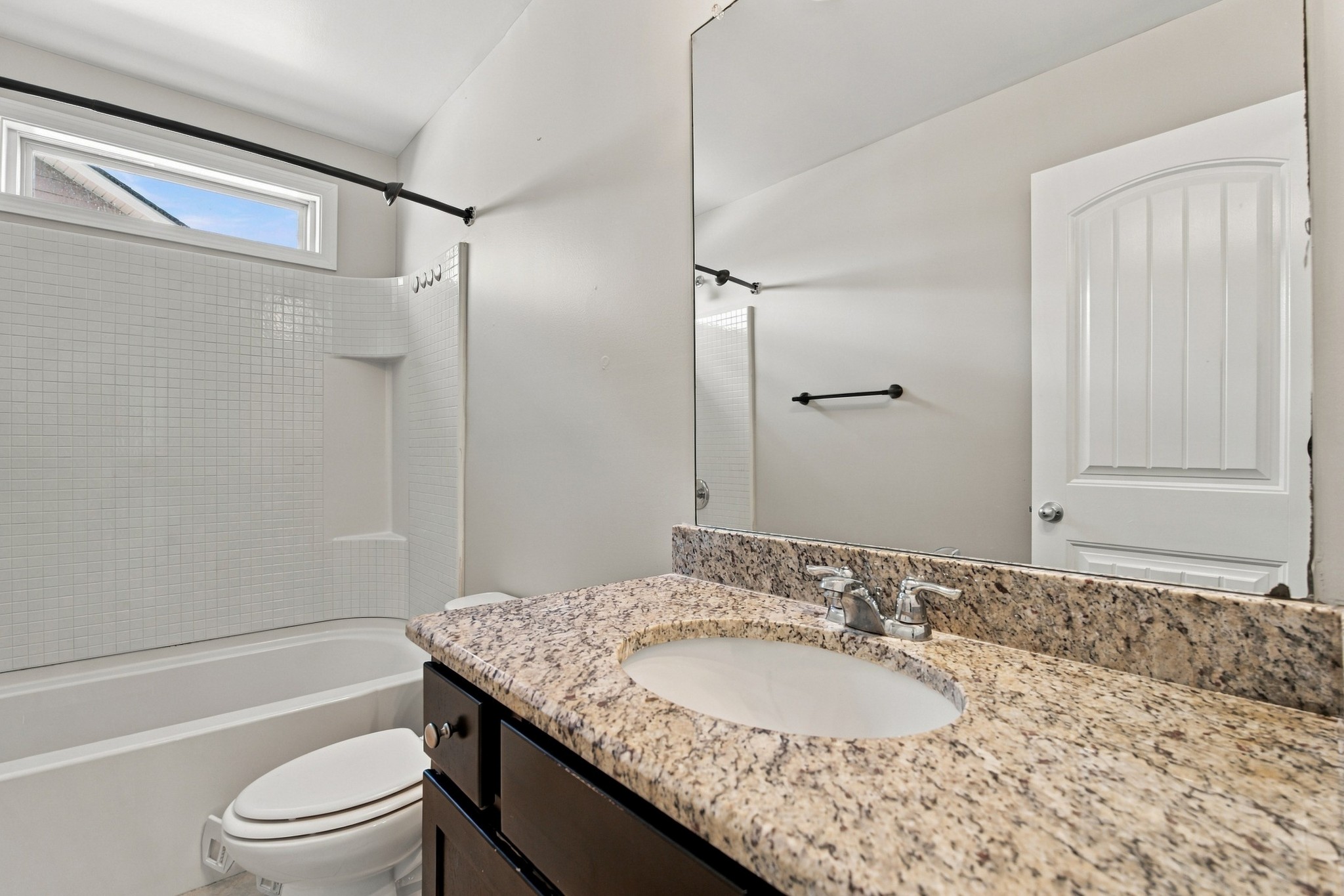 923 Lunette Dr Property Photo 37
