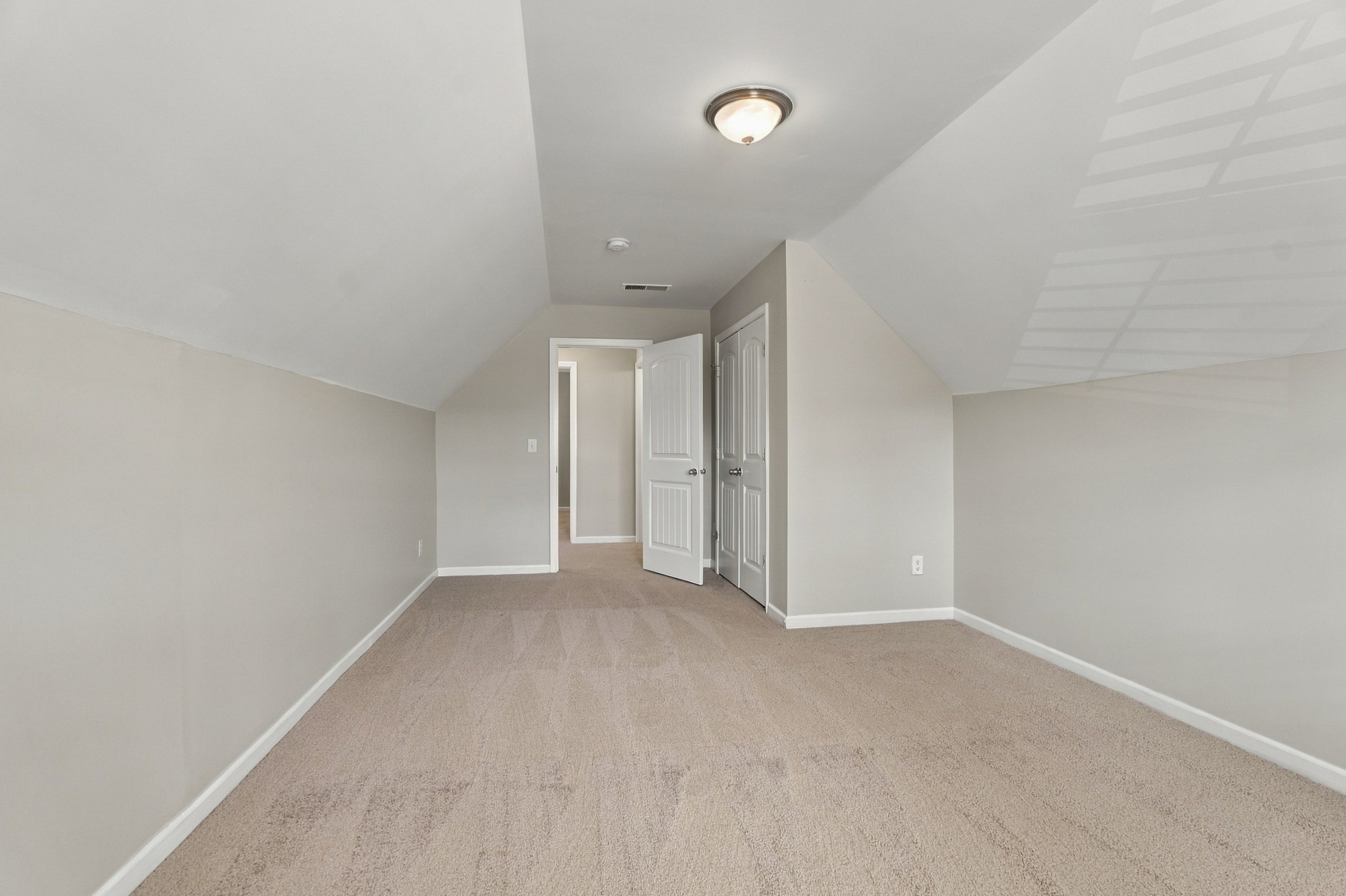 923 Lunette Dr Property Photo 39