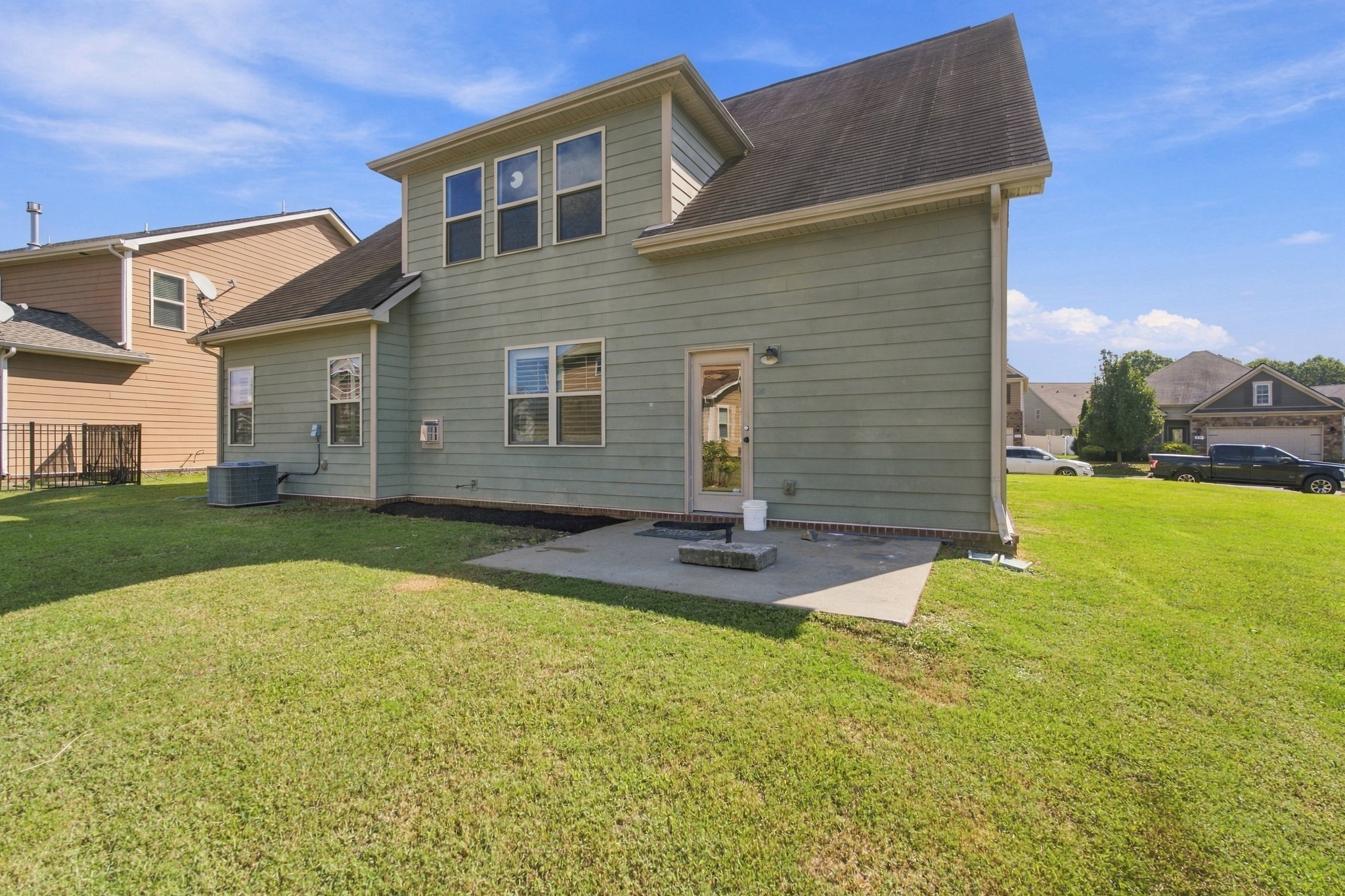 923 Lunette Dr Property Photo 41