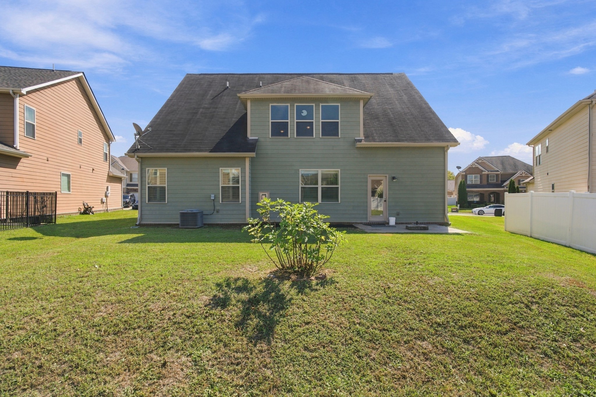 923 Lunette Dr Property Photo 42