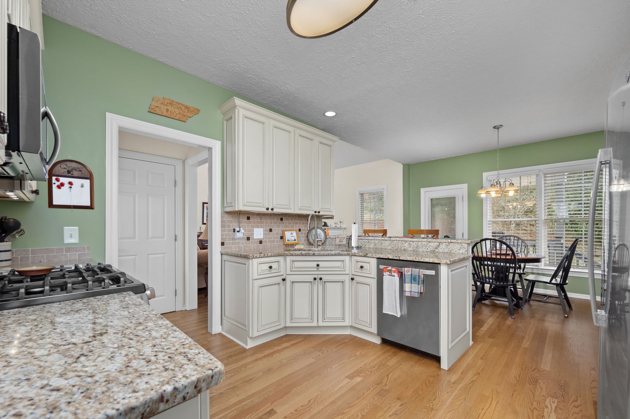 110 Crooked Creek Ct Property Photo 12