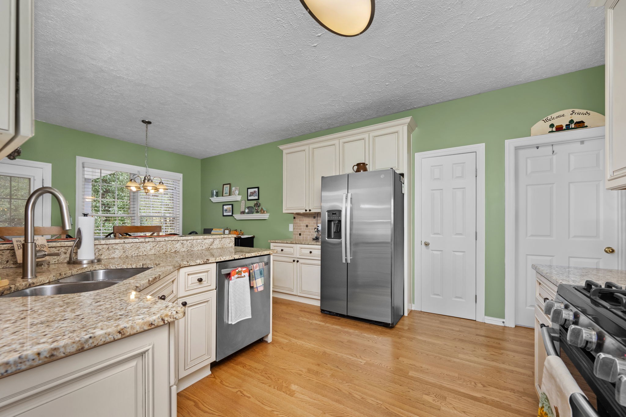 110 Crooked Creek Ct Property Photo 13