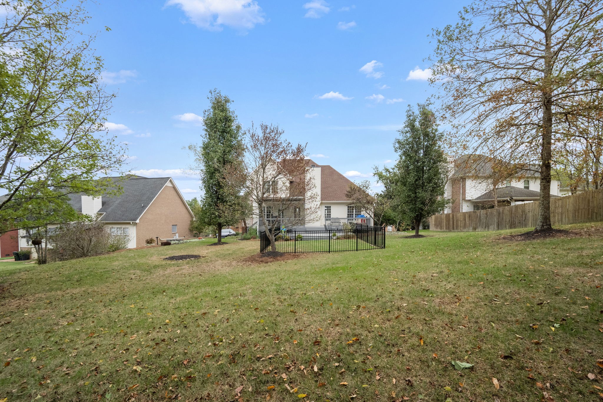 110 Crooked Creek Ct Property Photo 26