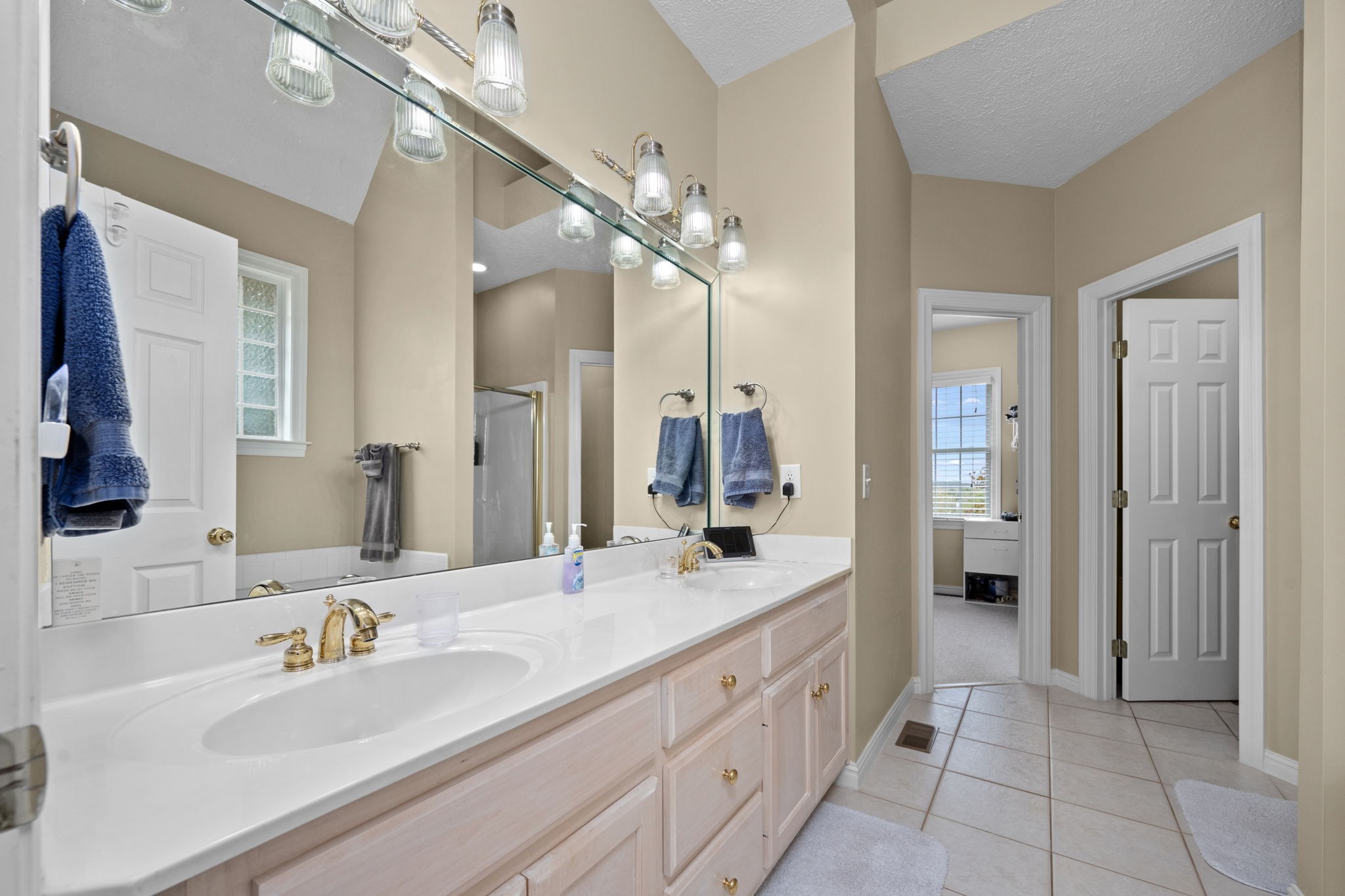 110 Crooked Creek Ct Property Photo 36