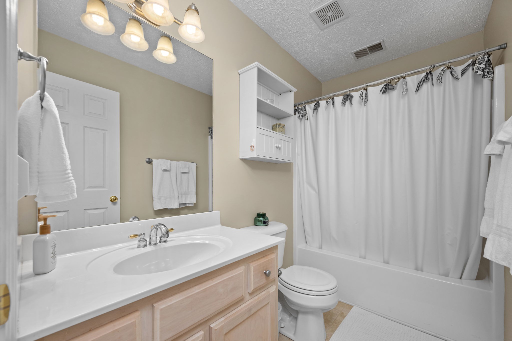 110 Crooked Creek Ct Property Photo 37