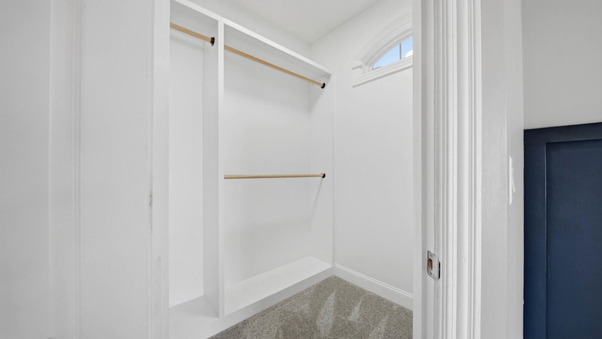 1305 Renaissance Court Property Photo 19