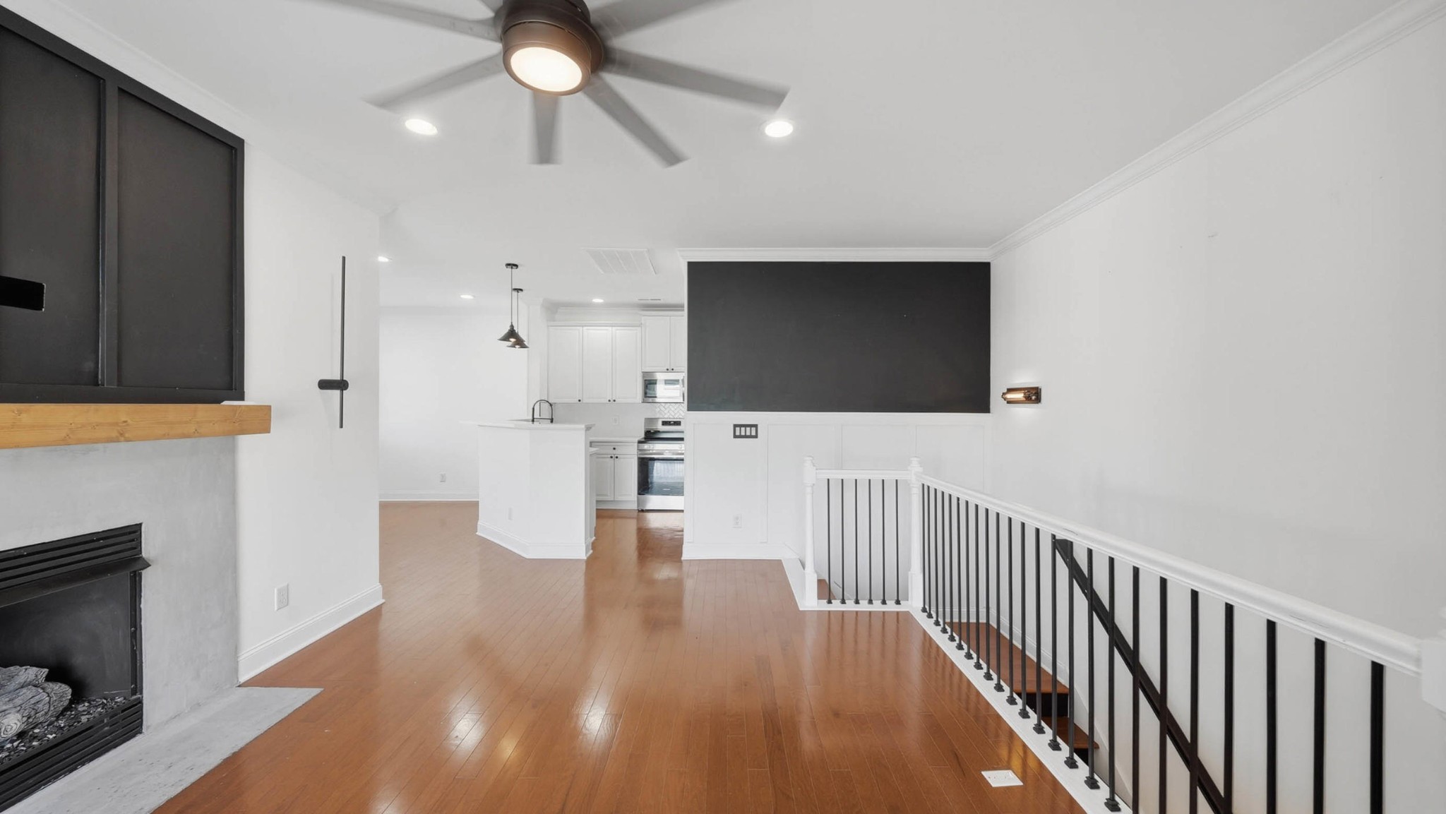1305 Renaissance Court Property Photo 39