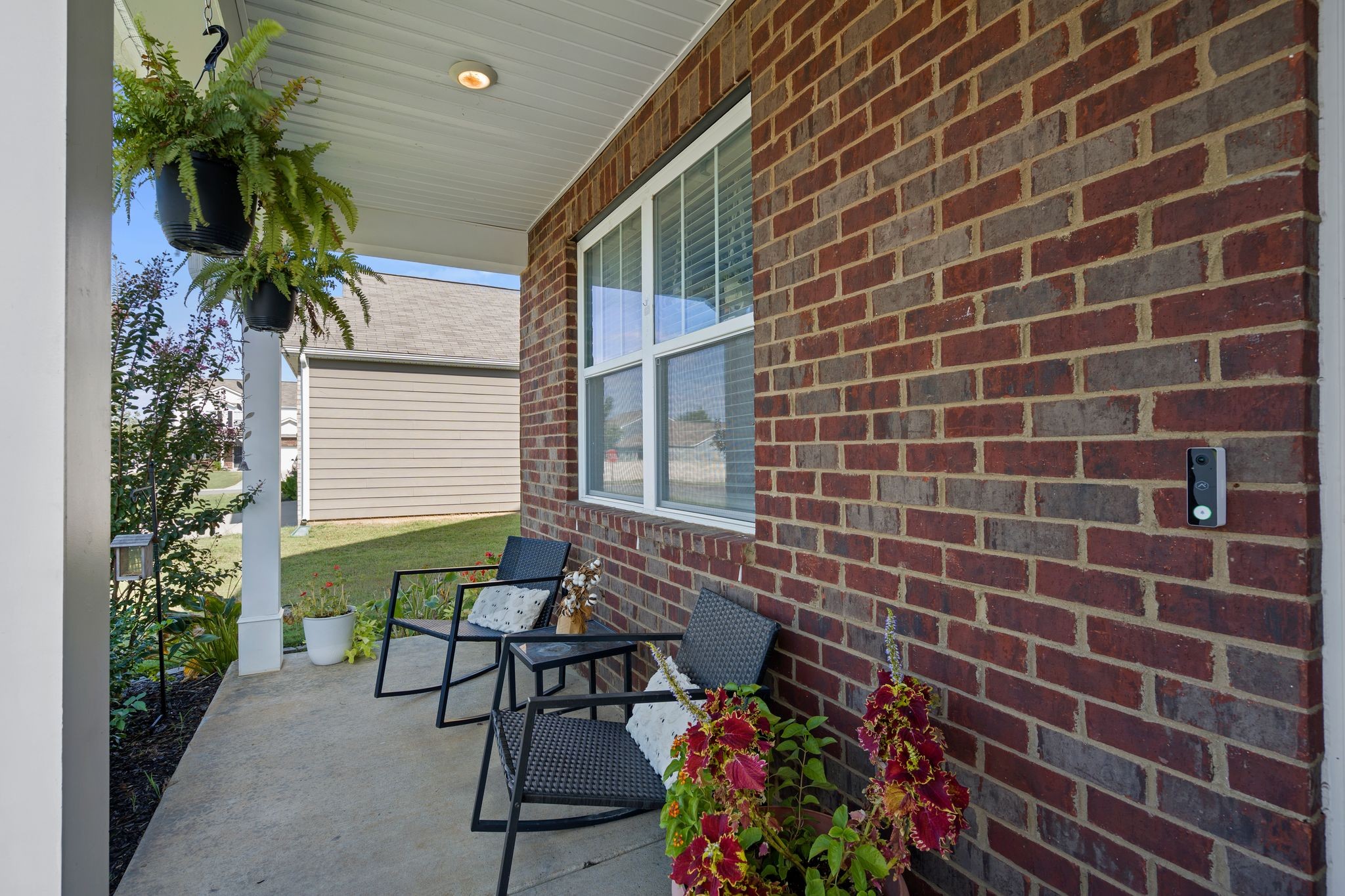 105 William Dylan Dr Property Photo 6