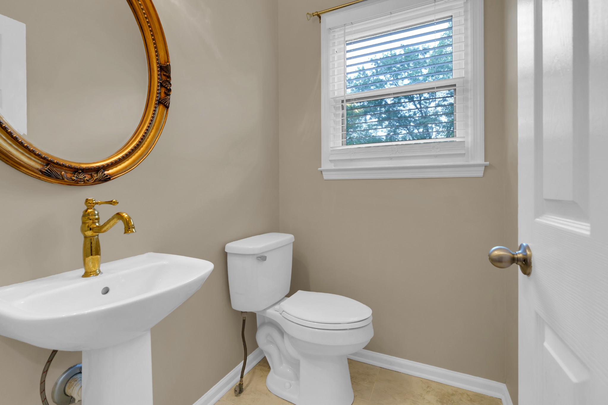 143 Middleboro Cir Property Photo 15