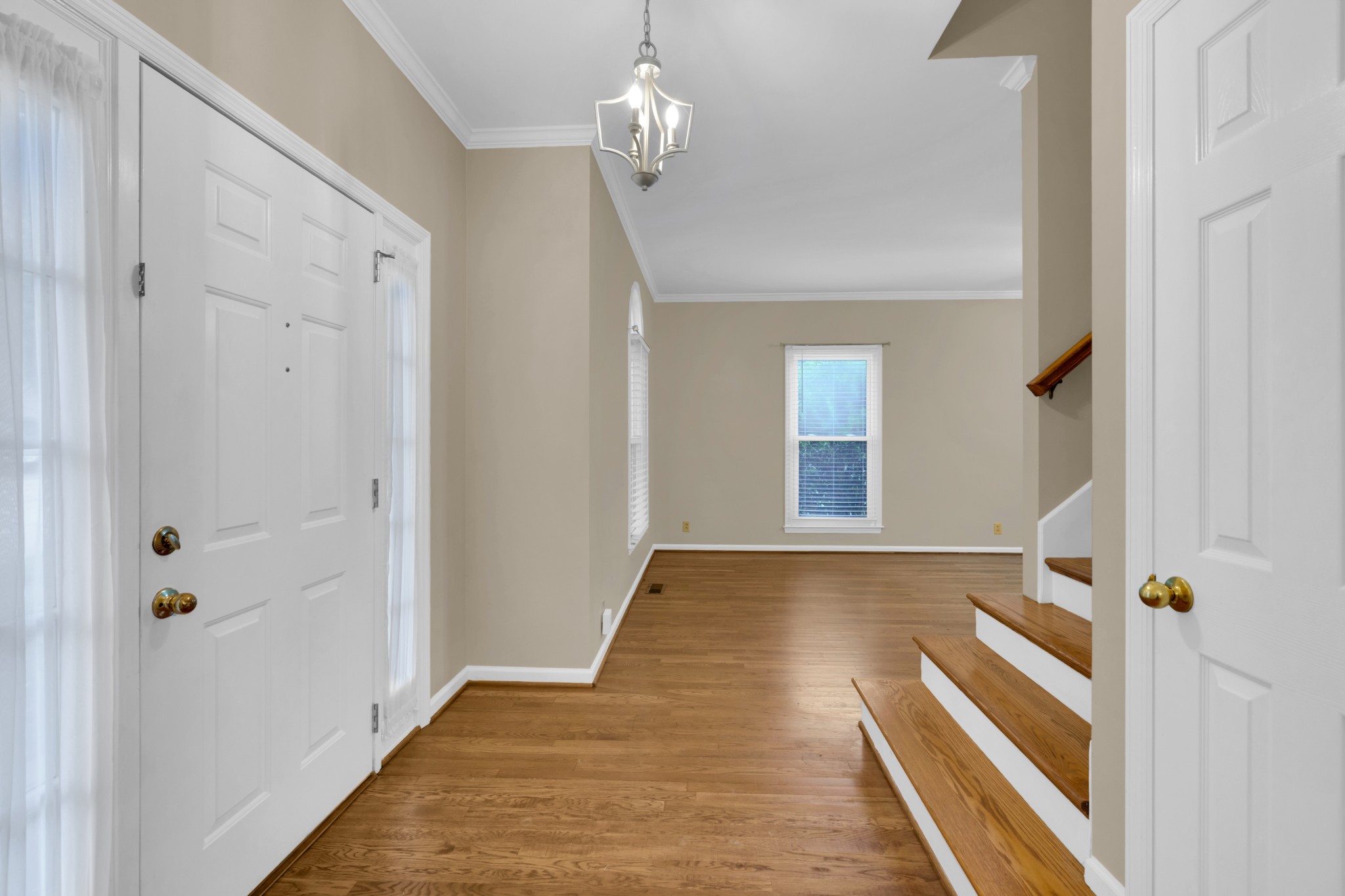 143 Middleboro Cir Property Photo 17