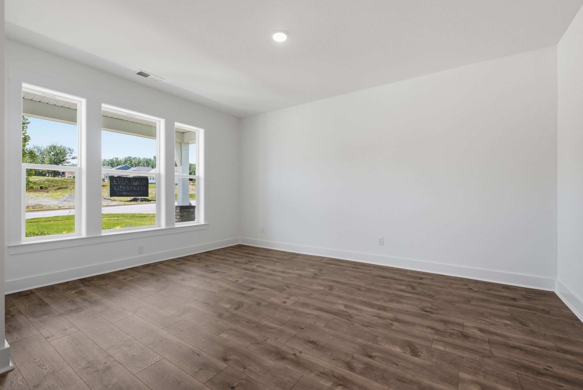 1104 Callaway Drive Property Photo 8