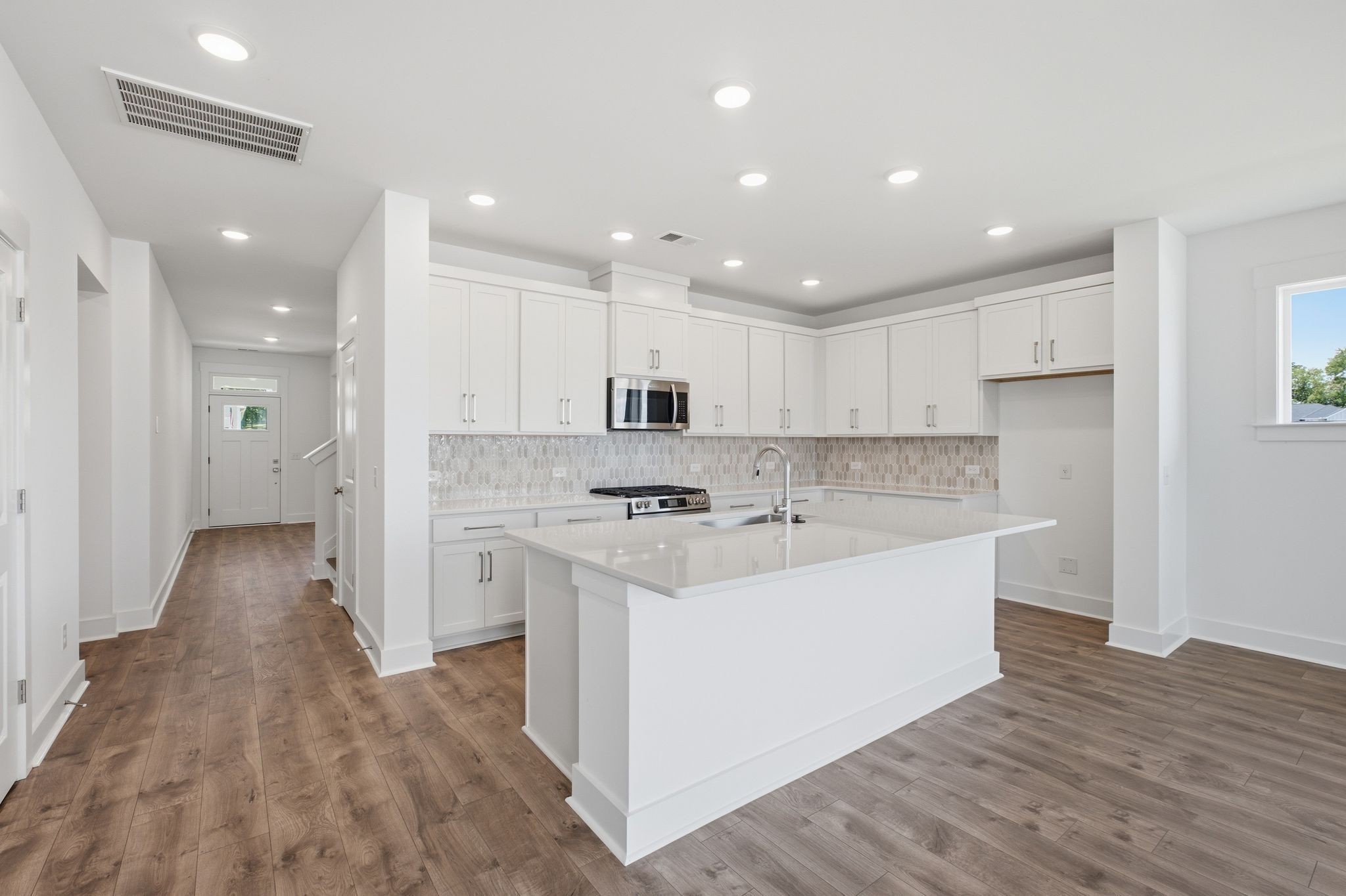 1104 Callaway Drive Property Photo 10
