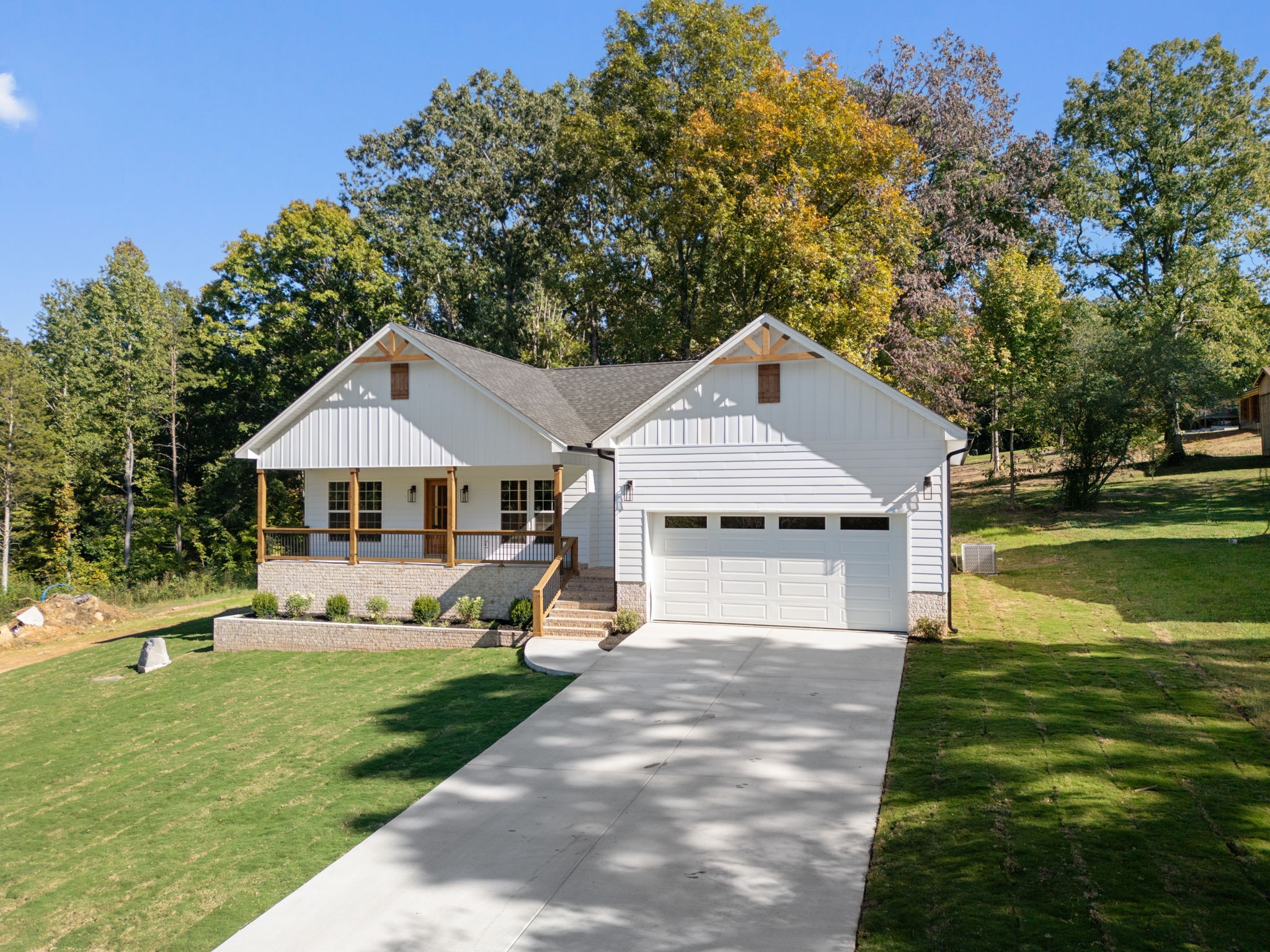 3625 Calfee Ln, Se Property Photo 6