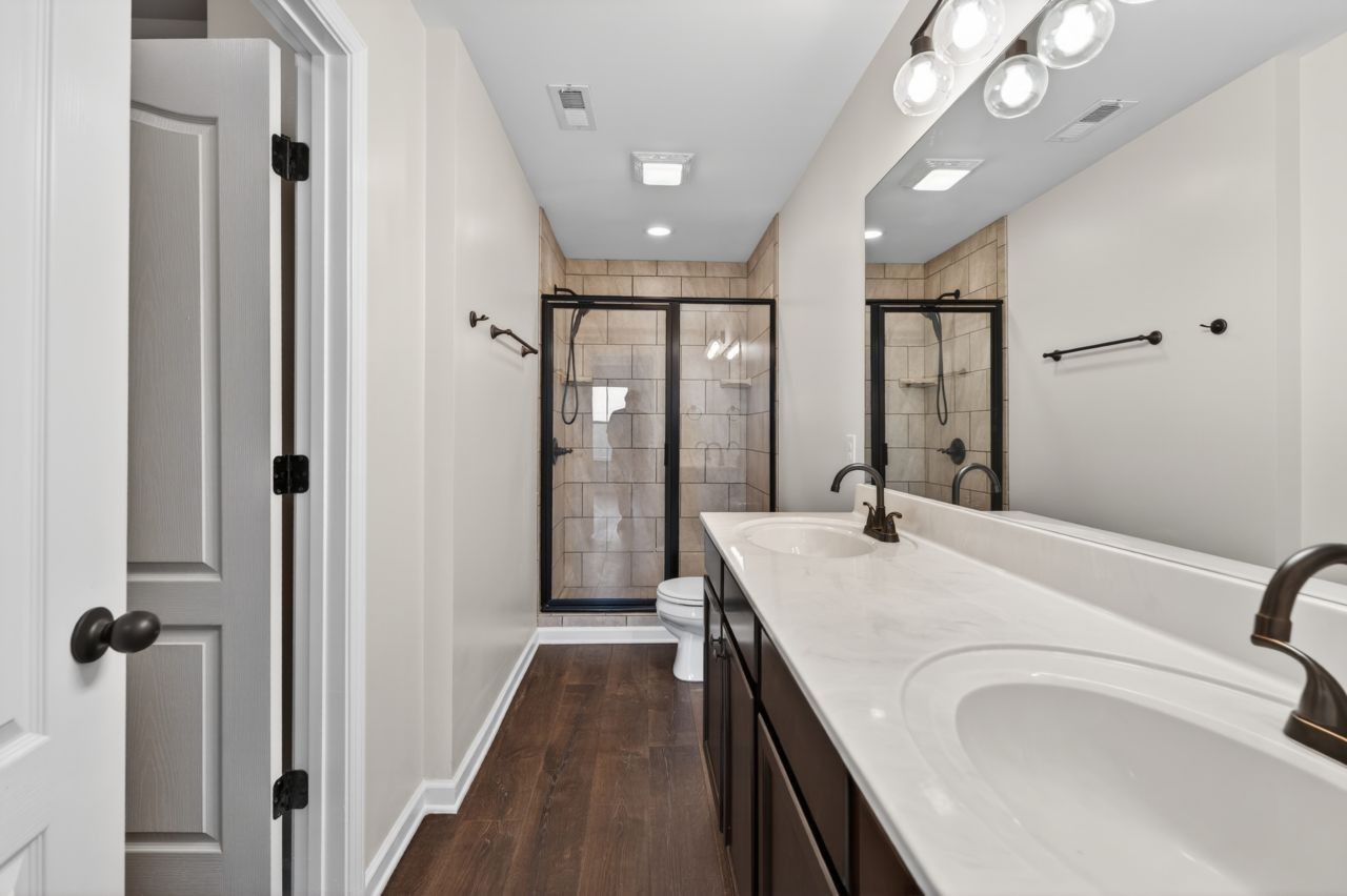 804 Indian Ridge Cir Property Photo 24