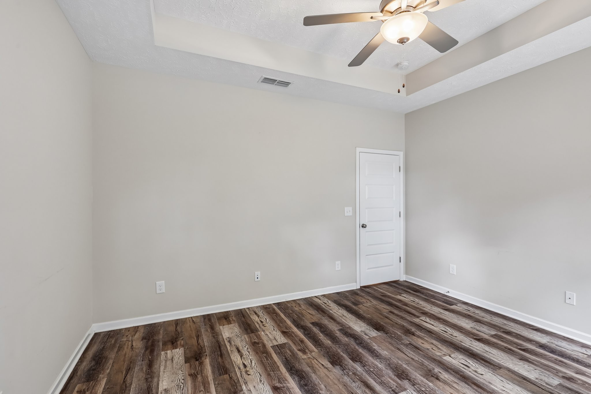 56 Reynard St Property Photo 13