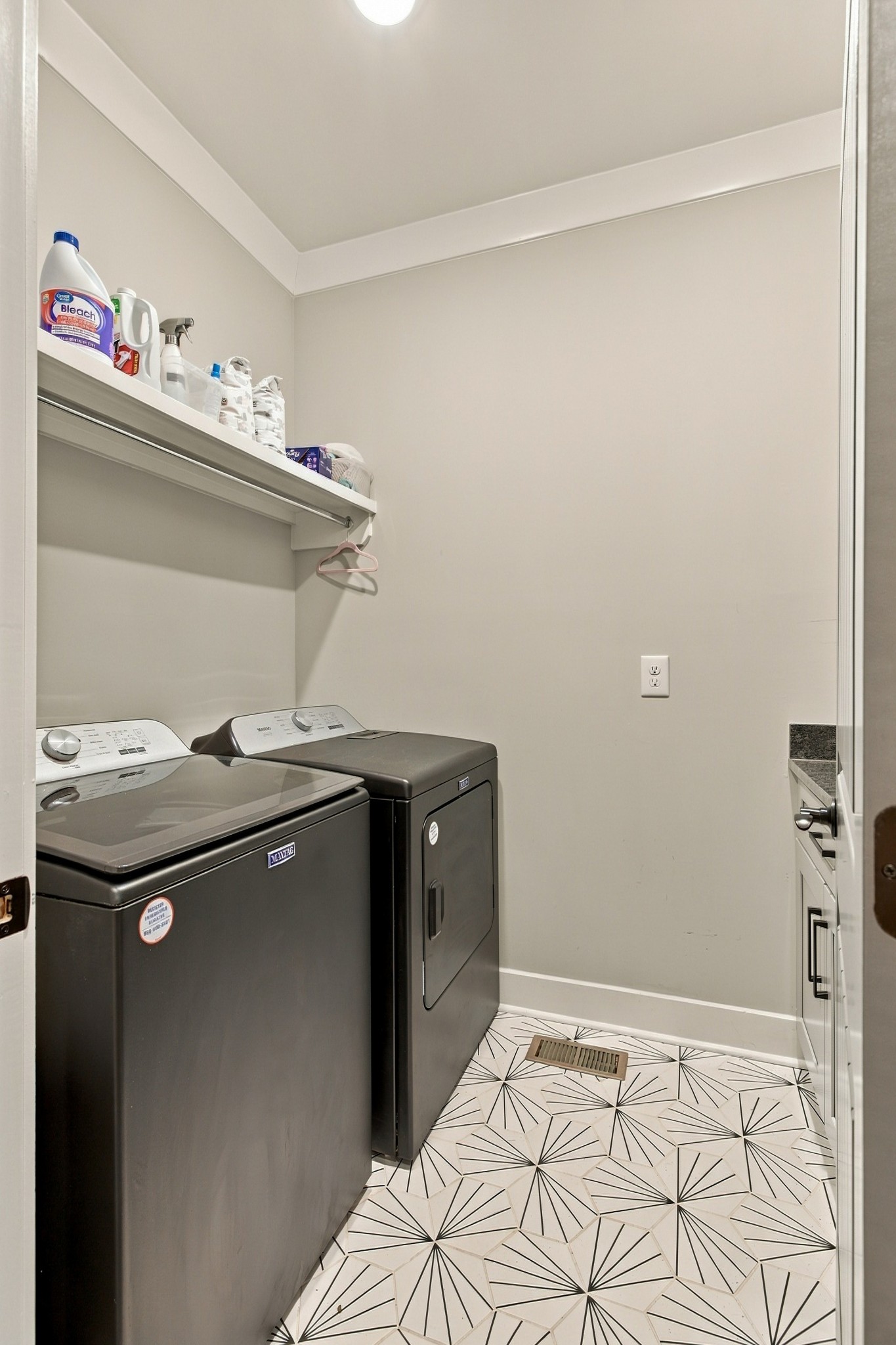 1015 Gadwall Ln Property Photo 17