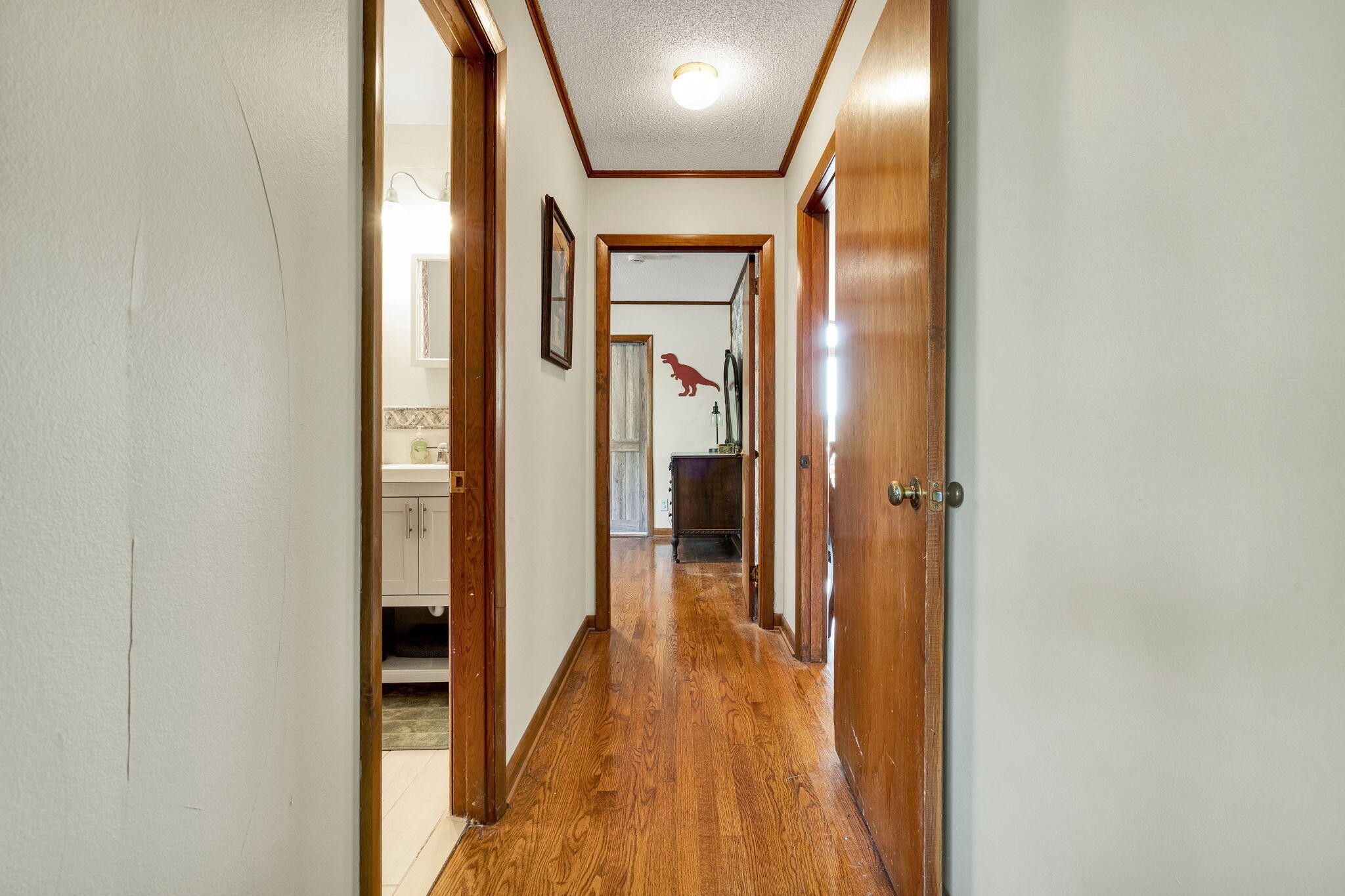 920 Durkee Road, Se Property Photo 13