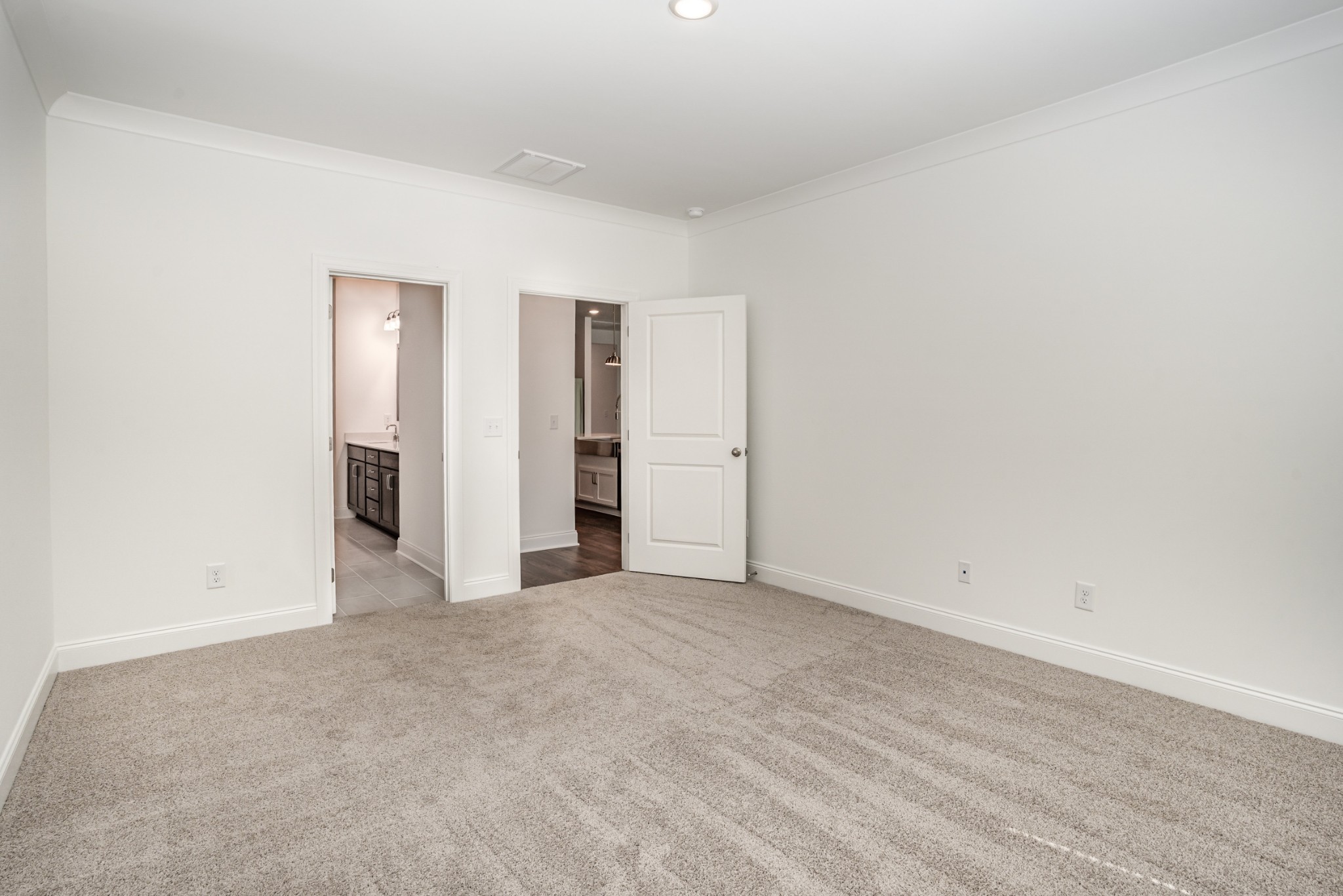 1113 Riverview Run Property Photo 14