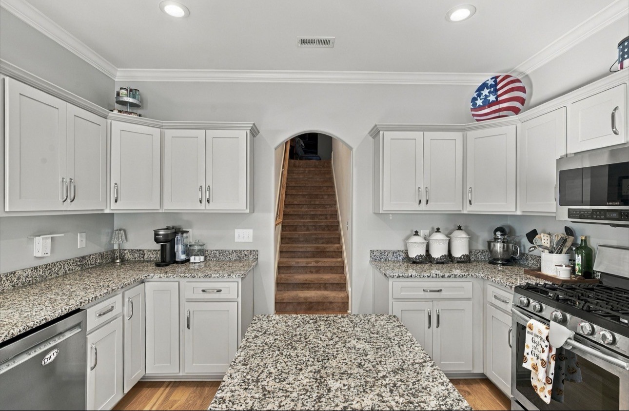 154 Spencer Spgs Property Photo 15